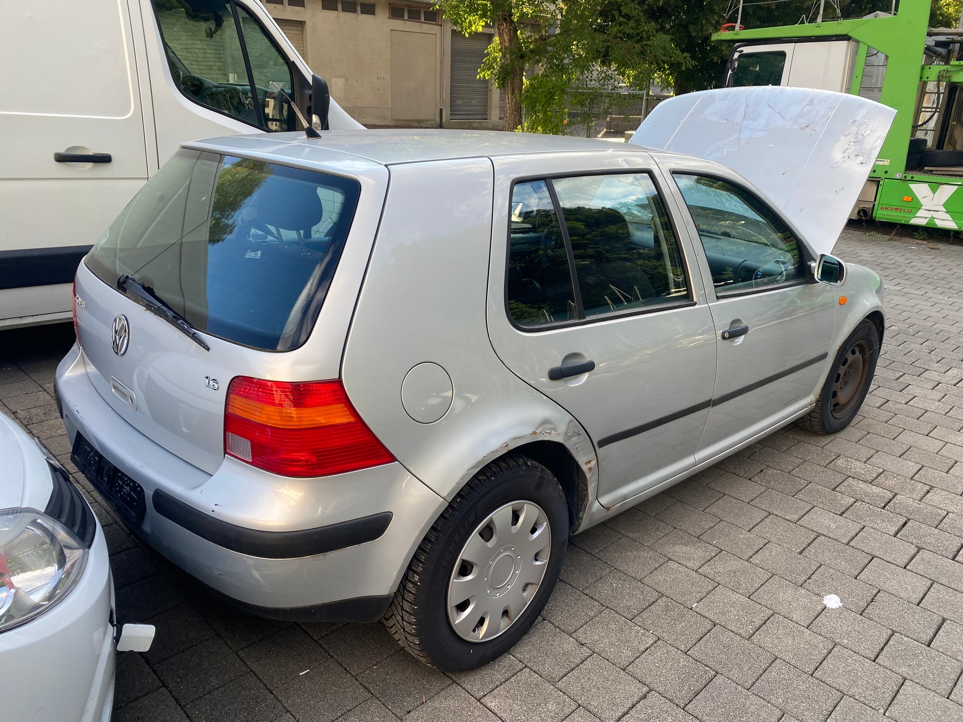 VW Golf 1.6 Comfortline-image-4