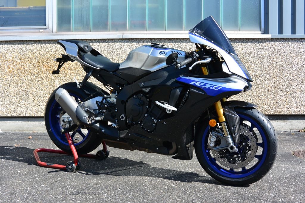YAMAHA YZF-R1 M ABS-image-1