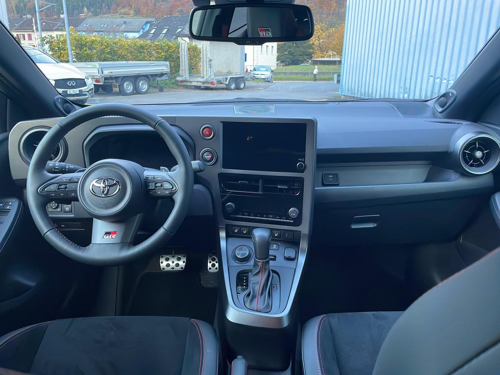TOYOTA GR Yaris 1.6 Turbo Sport 4x4-image-11