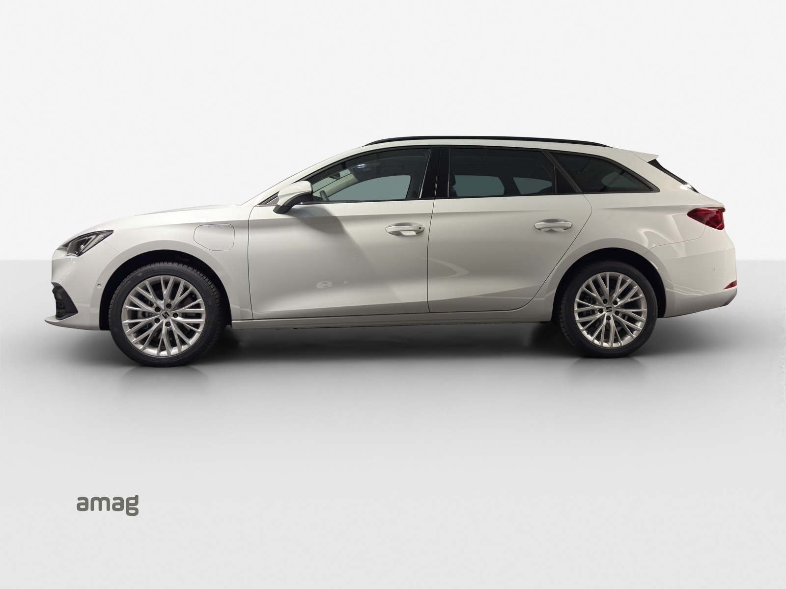 SEAT Leon ST 1.5 eHybrid pHEV DSG Business Edition-showroom-element-1