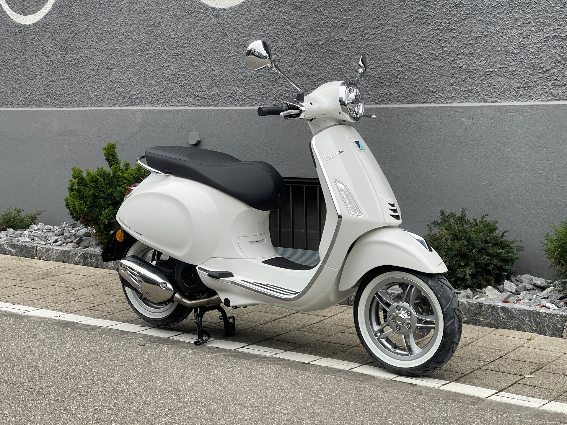 PIAGGIO Vespa 125 Primavera E5+-image-1