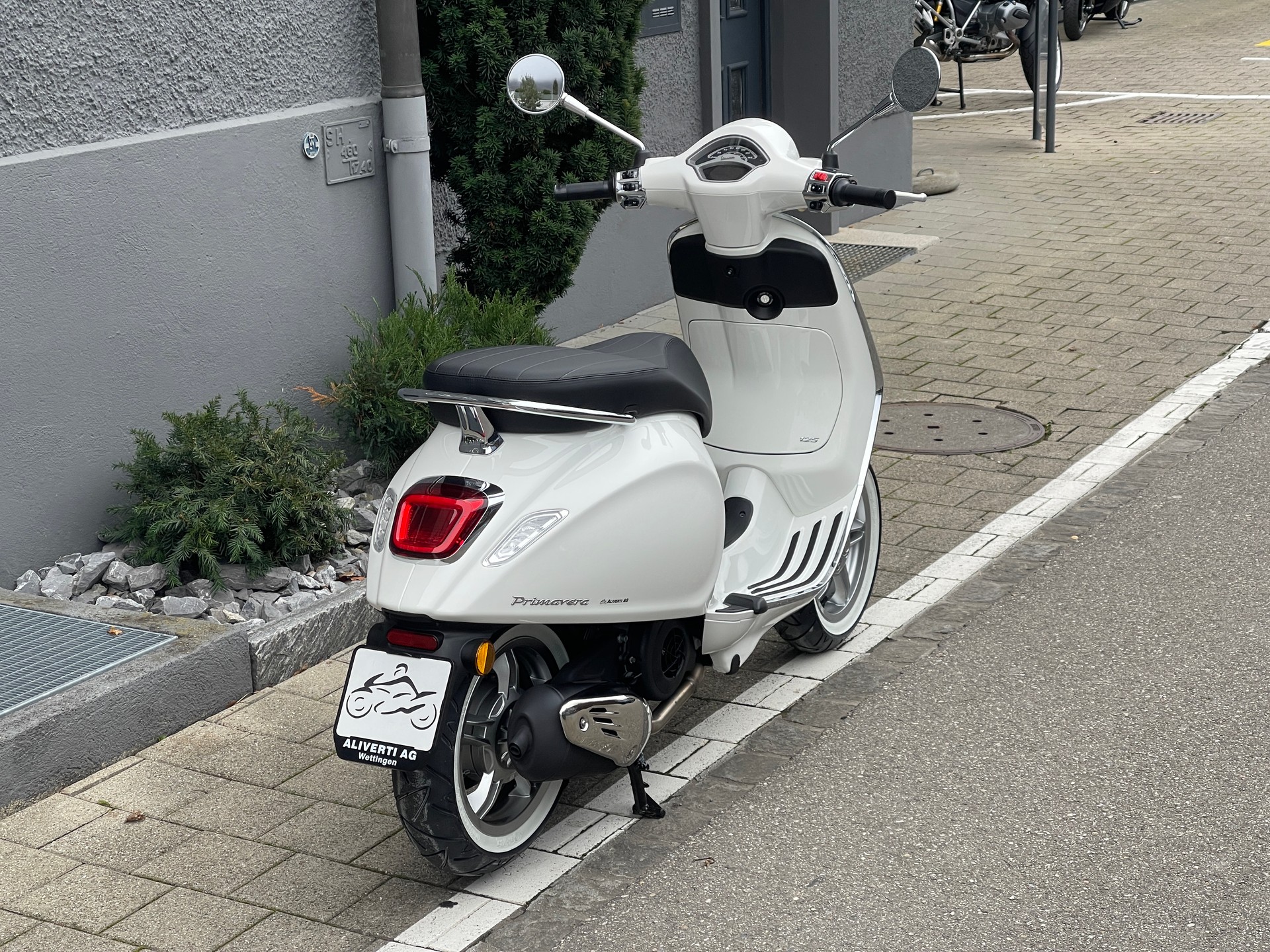 PIAGGIO Vespa 125 Primavera E5+-image-13