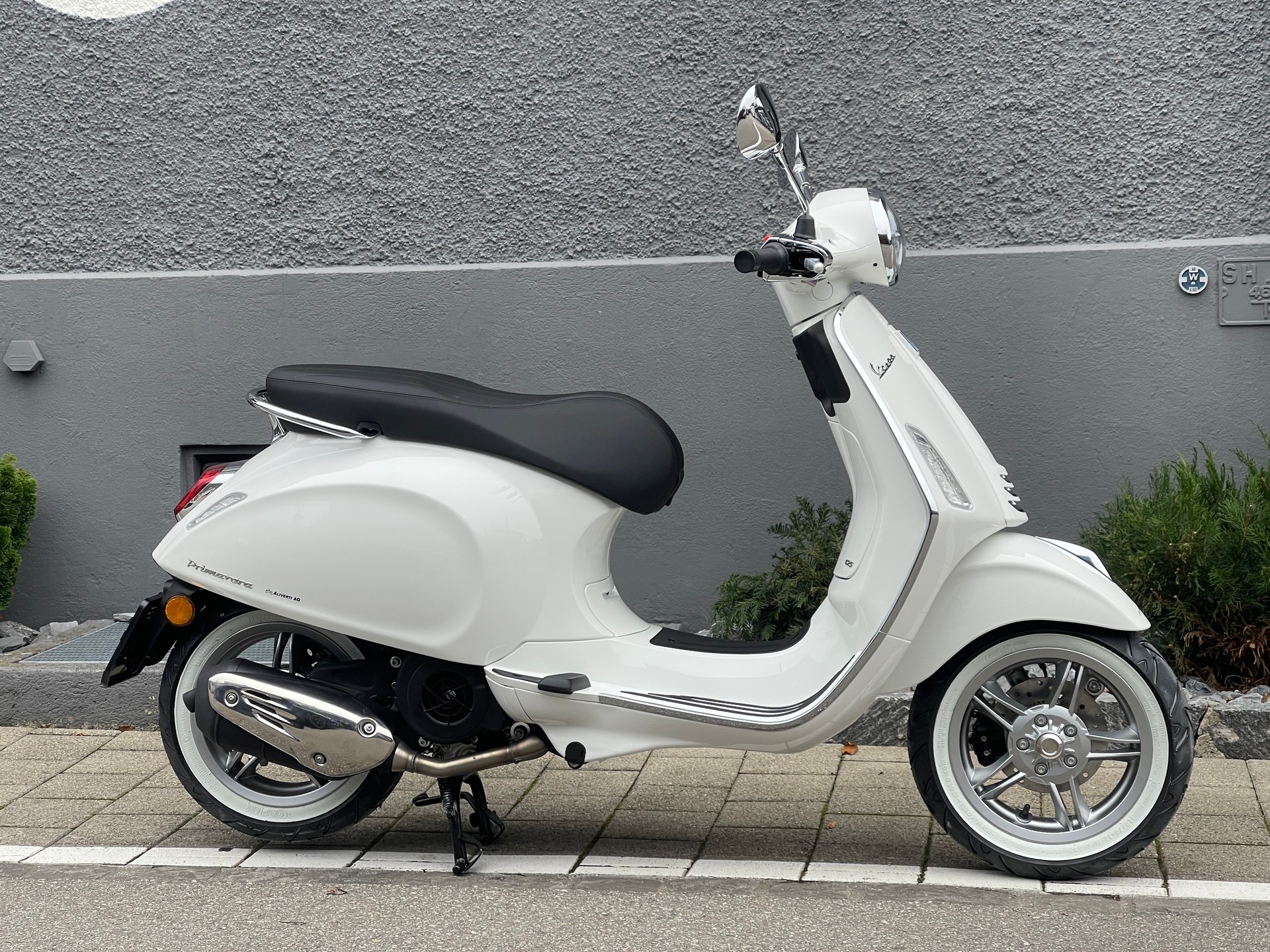 PIAGGIO Vespa 125 Primavera E5+-image-0
