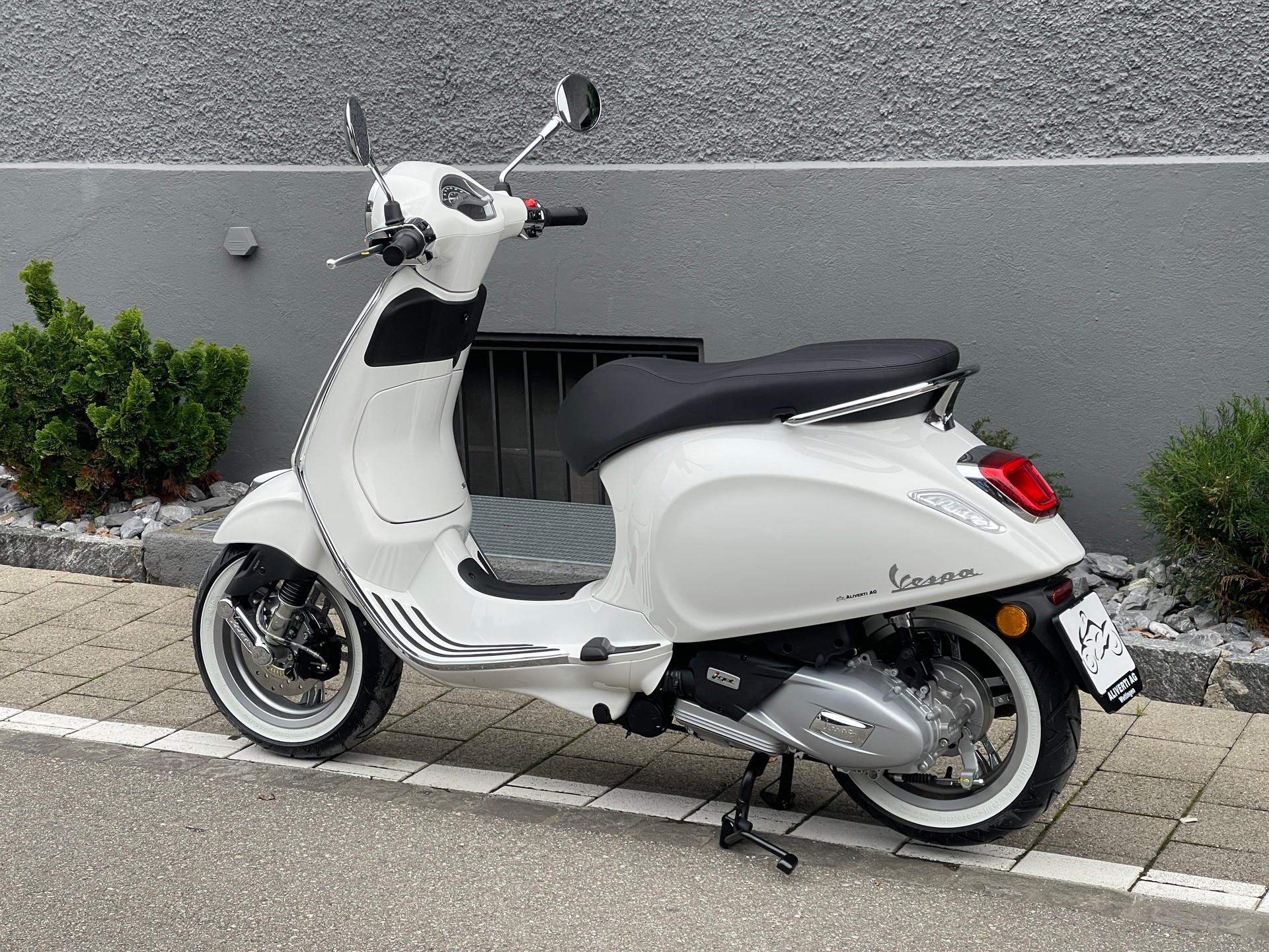 PIAGGIO Vespa 125 Primavera E5+-image-3