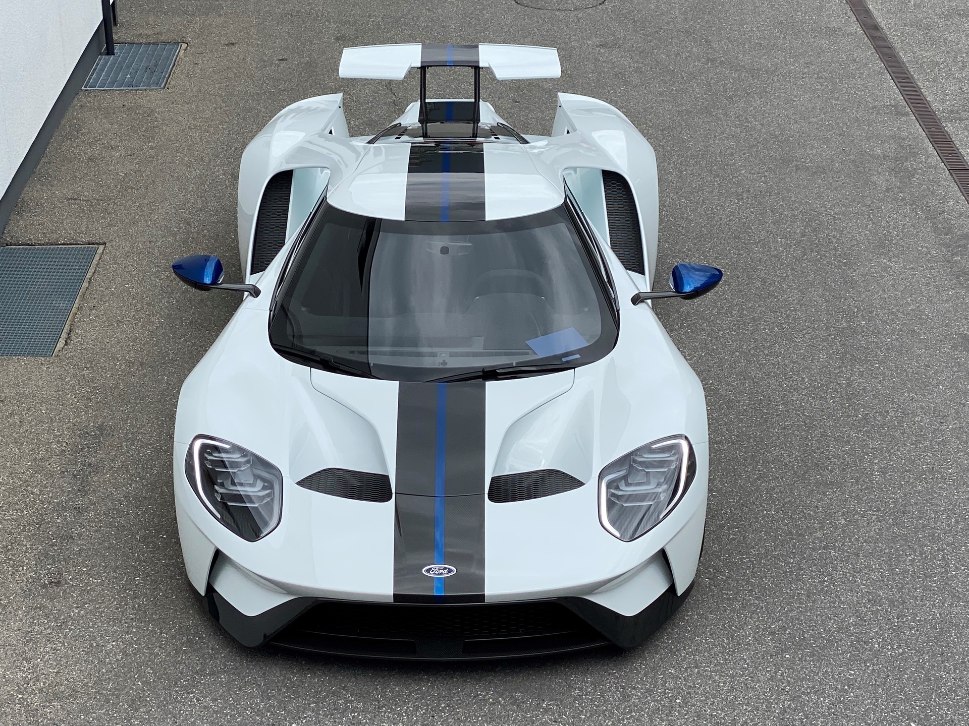 FORD GT Carbon Series-showroom-element-1