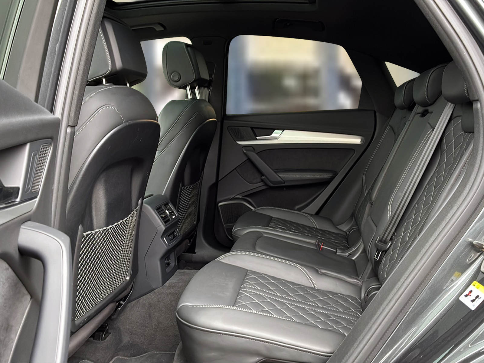 AUDI Q5 Sportback 50 TFSI e PHEV S line quattro S-tronic Daytonagrau Perleffekt-image-9