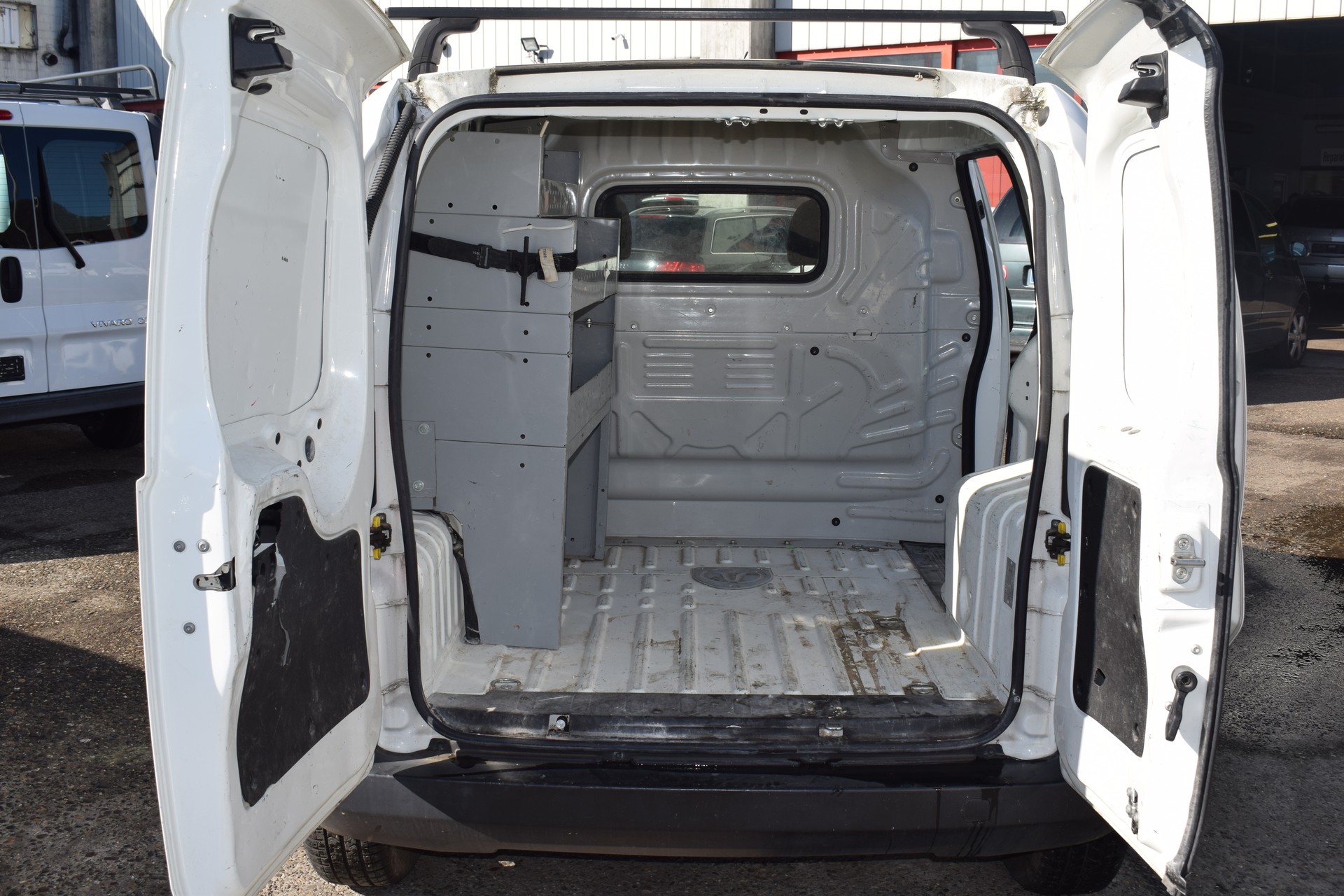 FIAT Fiorino 1.3 MJ Swiss-image-5