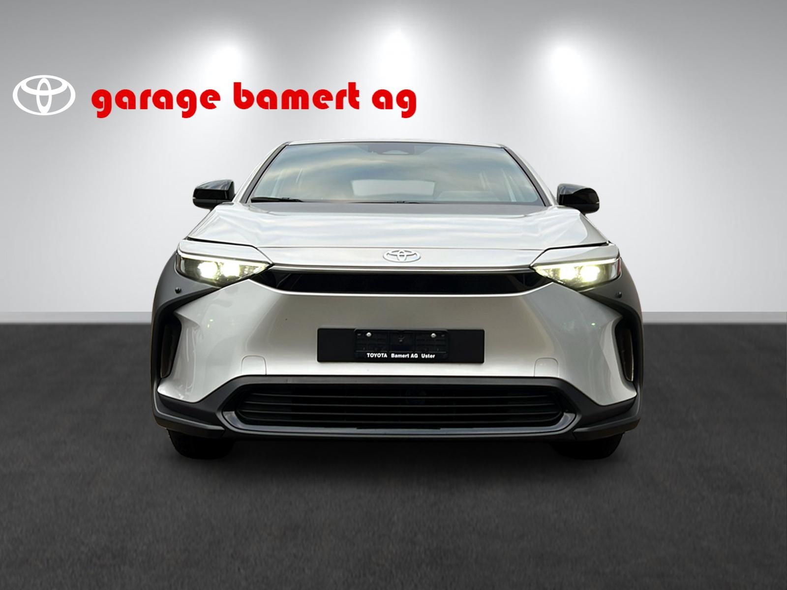 TOYOTA bZ4X Trend-showroom-element-1