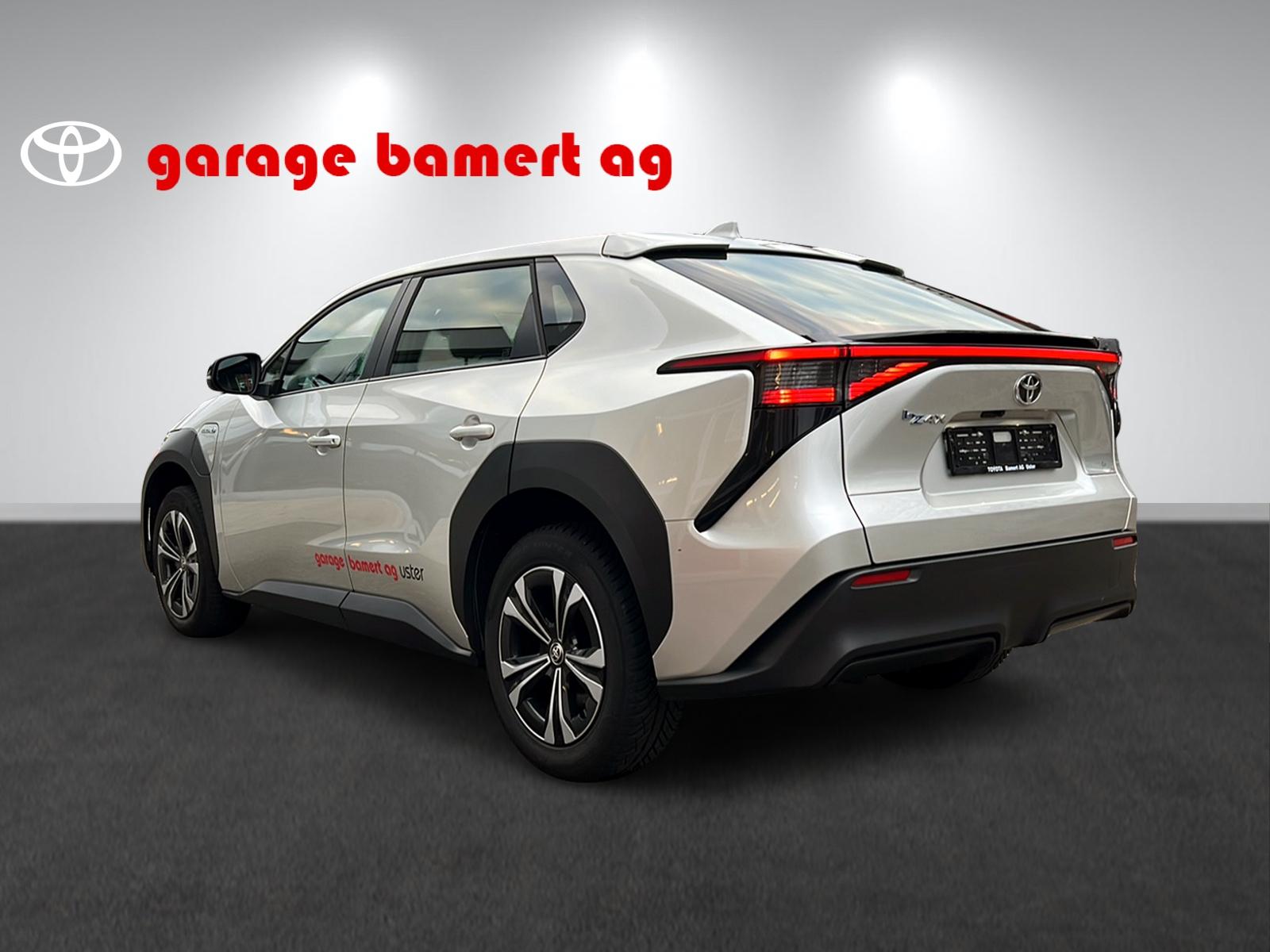 TOYOTA bZ4X Trend-showroom-element-3