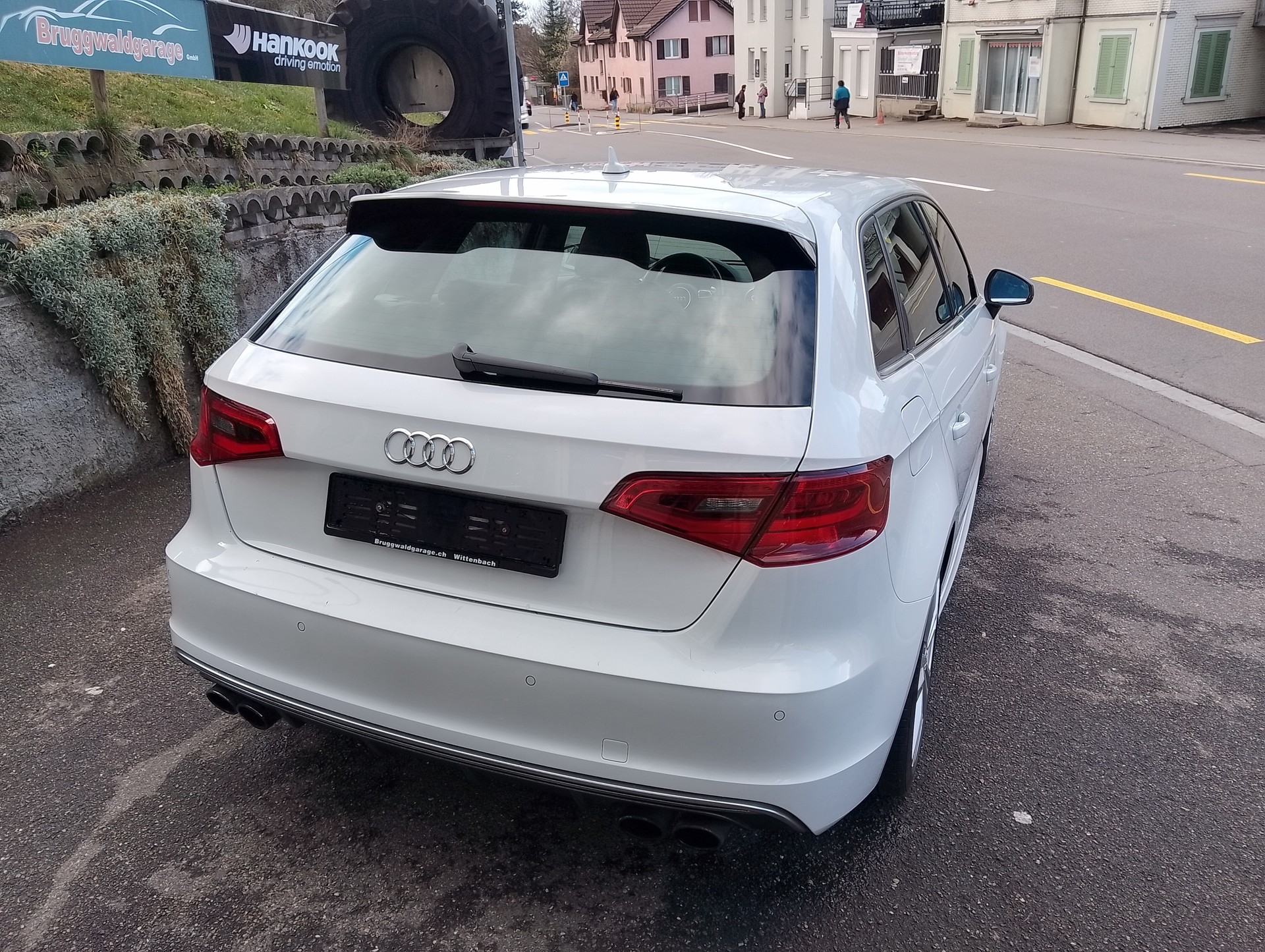 AUDI S3 Sportback 2.0 TFSI quattro S-tronic-image-8