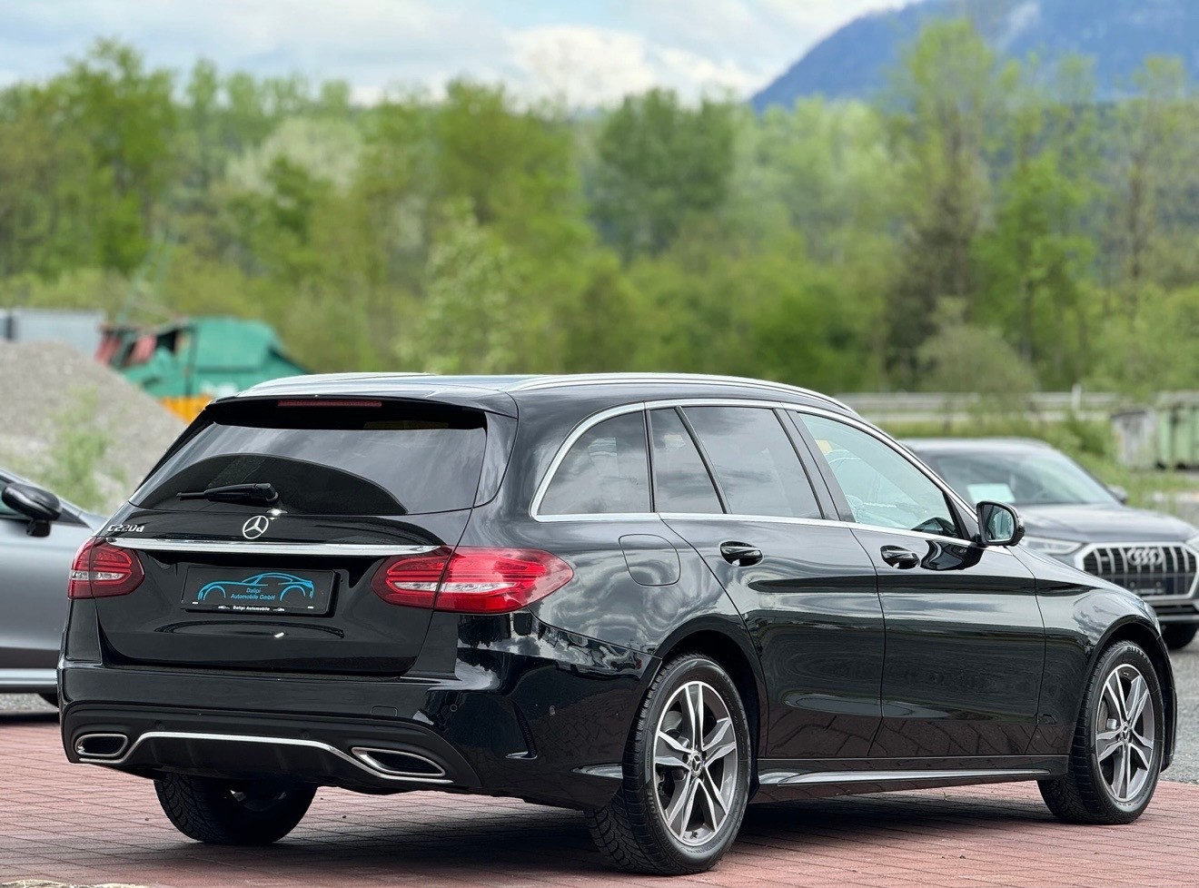 MERCEDES-BENZ C 220 d AMG Line 9G-Tronic-image-5