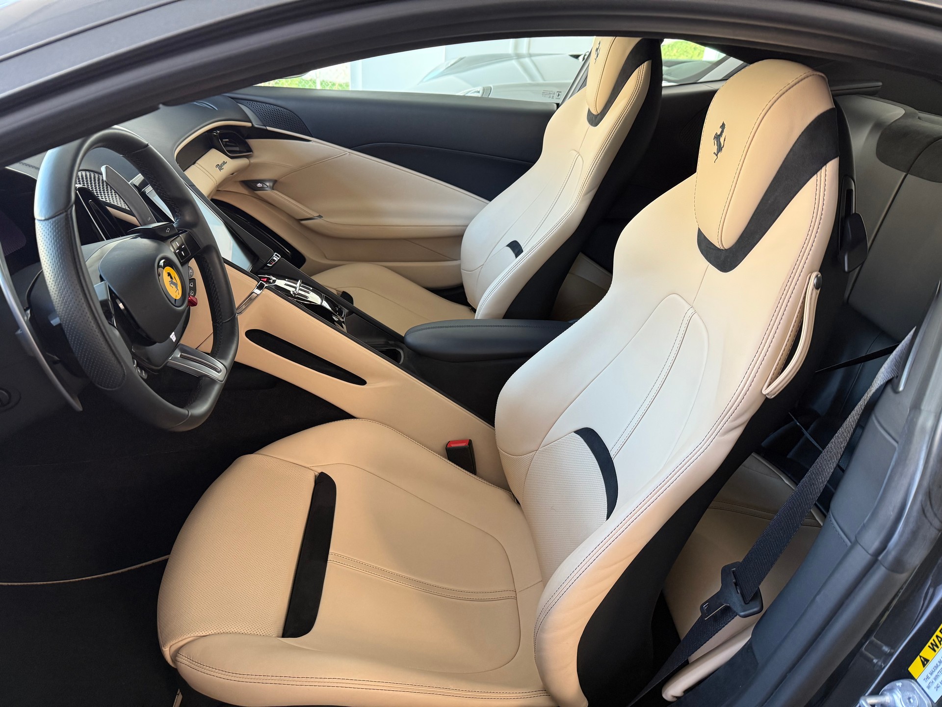 FERRARI Roma 3.9 V8 T-image-11