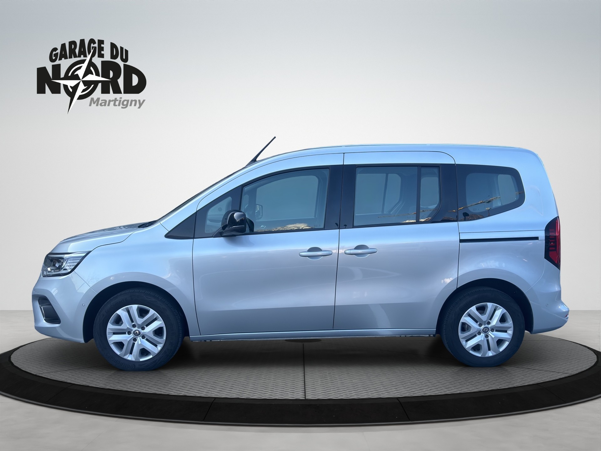 RENAULT Kangoo 1.3 TCe 130 PF Edition One-showroom-element-2