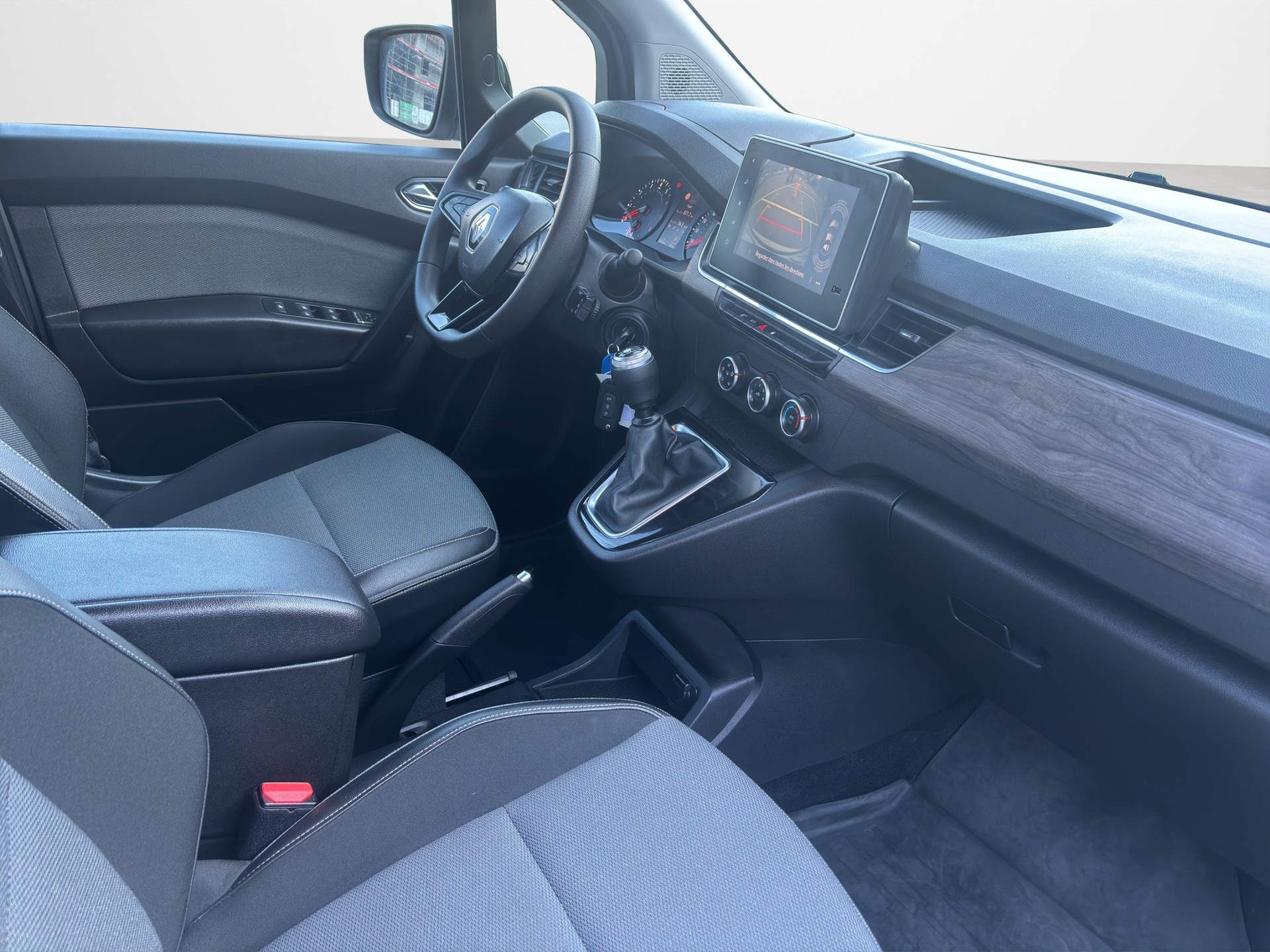 RENAULT Kangoo 1.3 TCe 130 PF Edition One-image-13