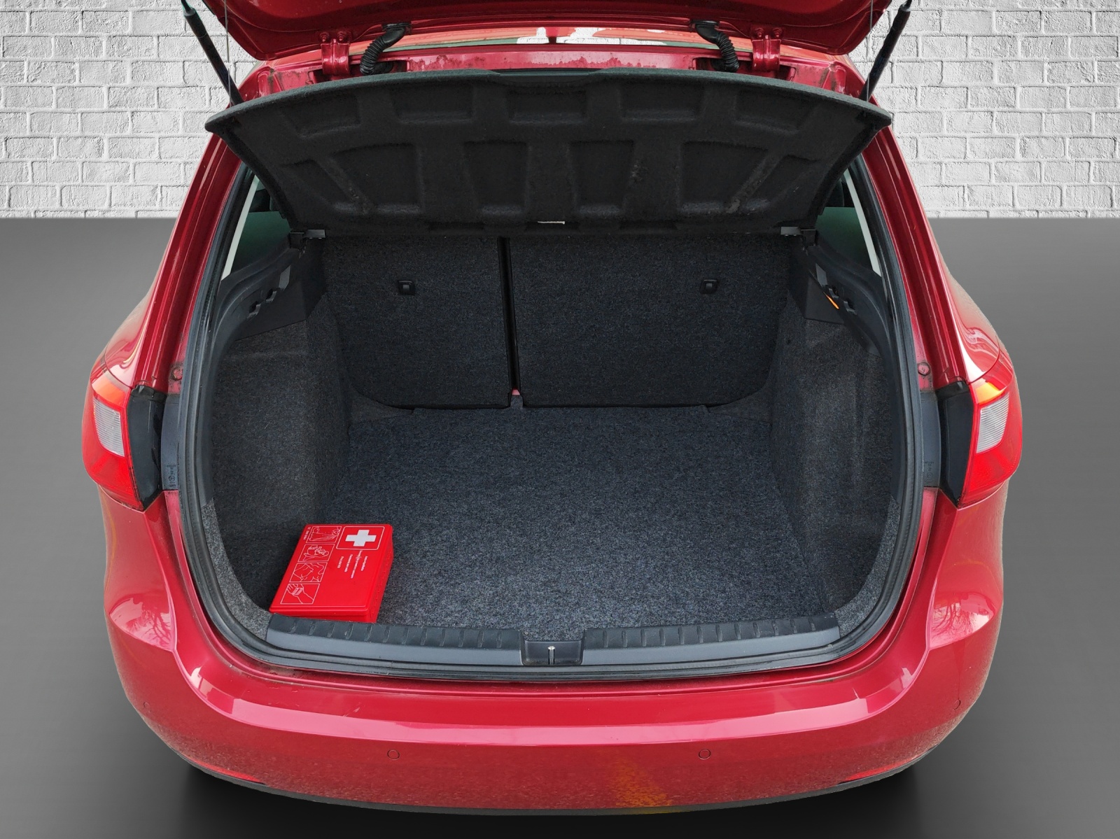 SEAT Ibiza ST 1.2 TSI Sport Eco Tech-image-18