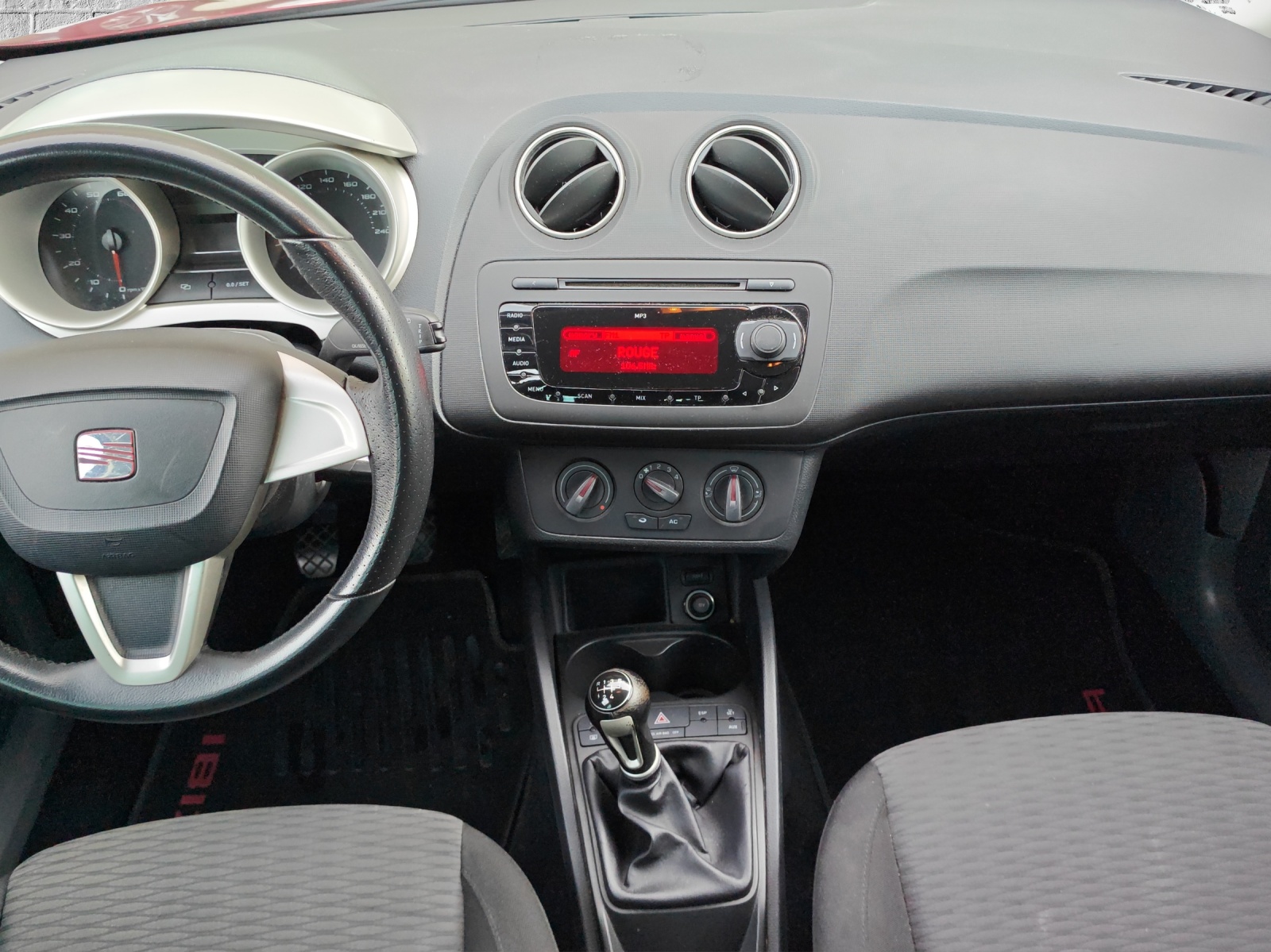 SEAT Ibiza ST 1.2 TSI Sport Eco Tech-image-14