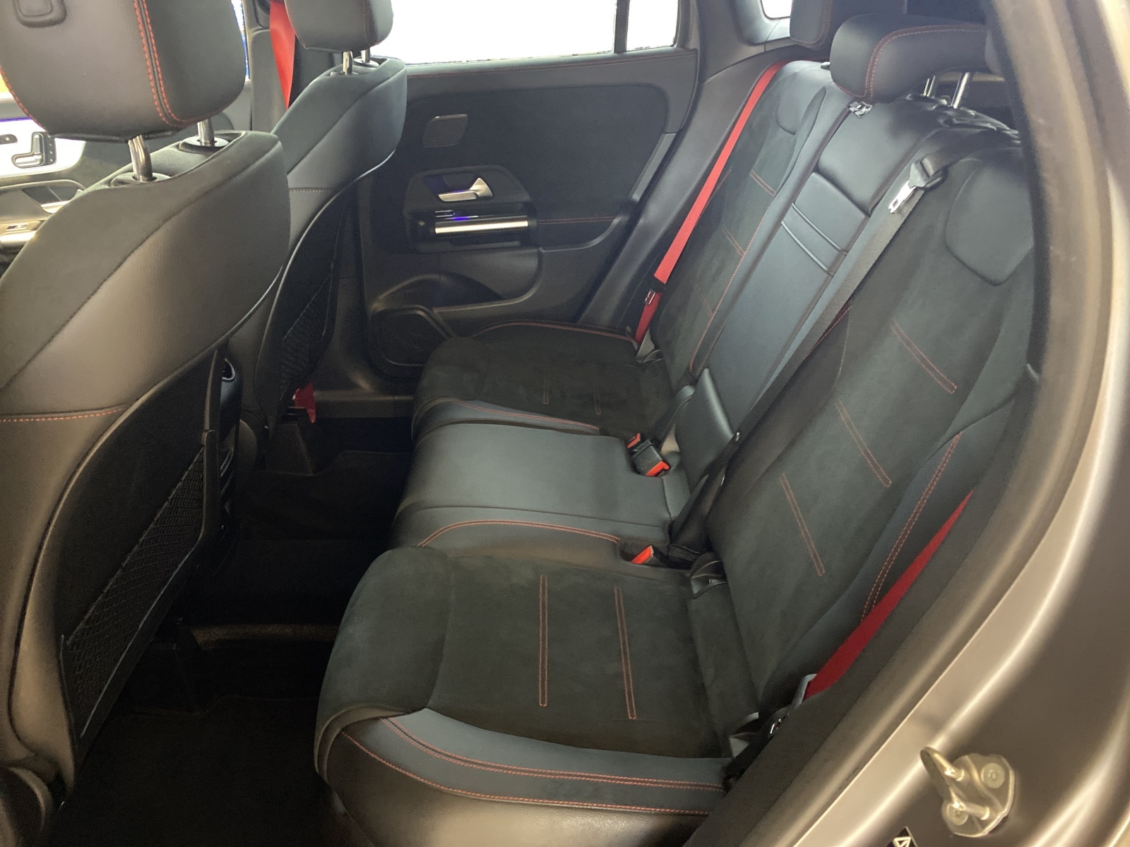 MERCEDES-BENZ GLA 35 AMG 4MATIC-image-7