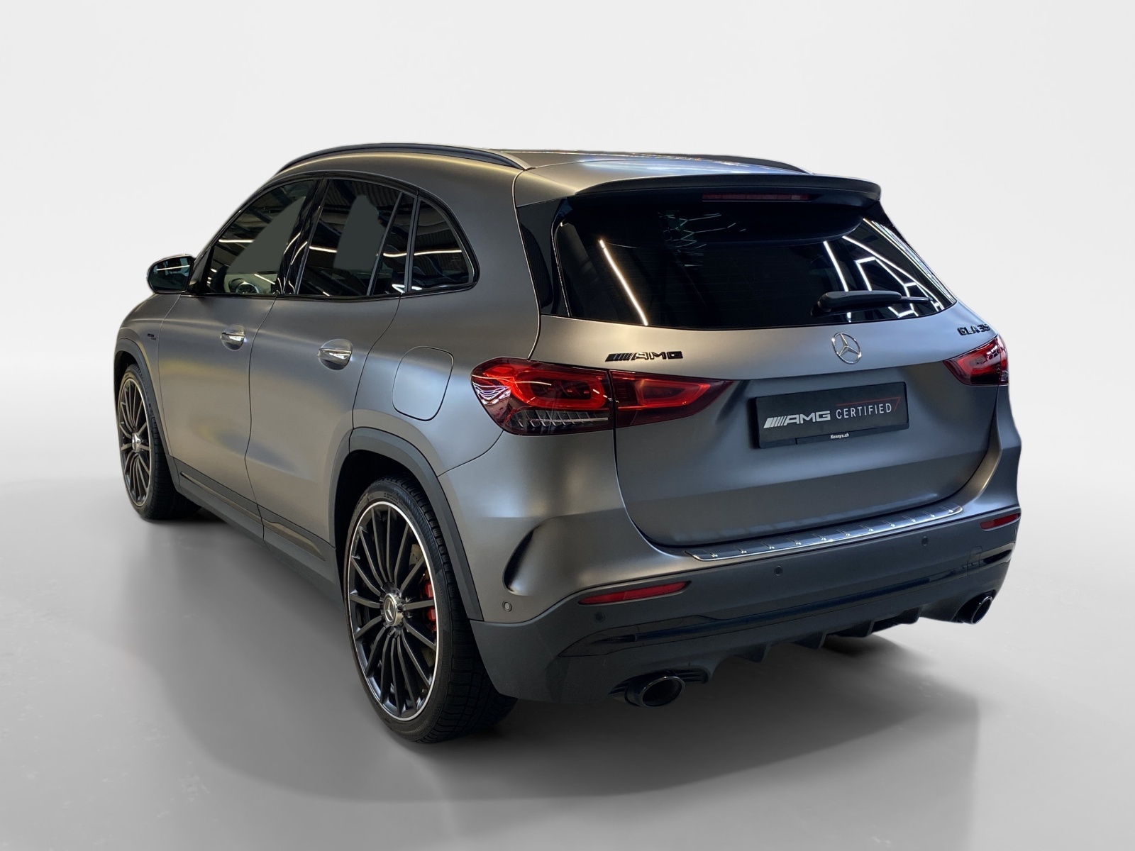 MERCEDES-BENZ GLA 35 AMG 4MATIC-showroom-element-3