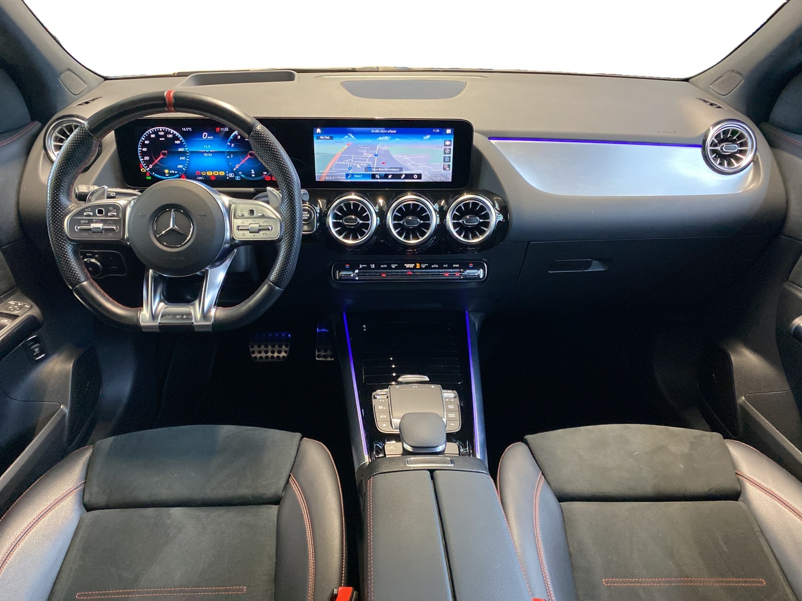 MERCEDES-BENZ GLA 35 AMG 4MATIC-image-8