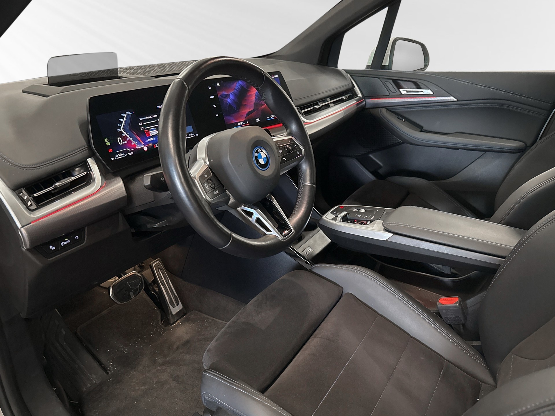 BMW 225e xDrive Active Tourer M Sport-showroom-element-3