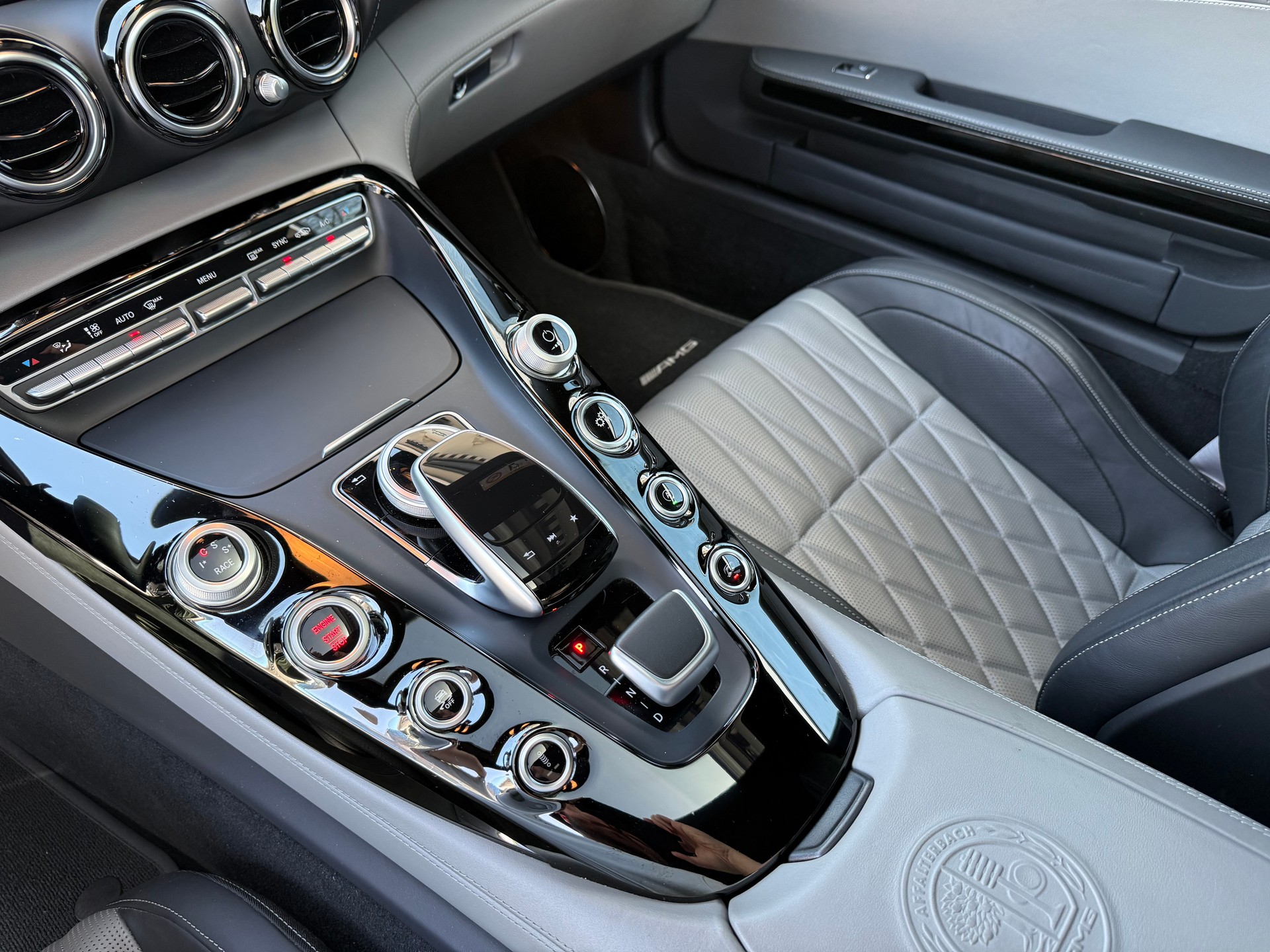MERCEDES-BENZ AMG GT C Edition 50 Speedshift DCT-image-14