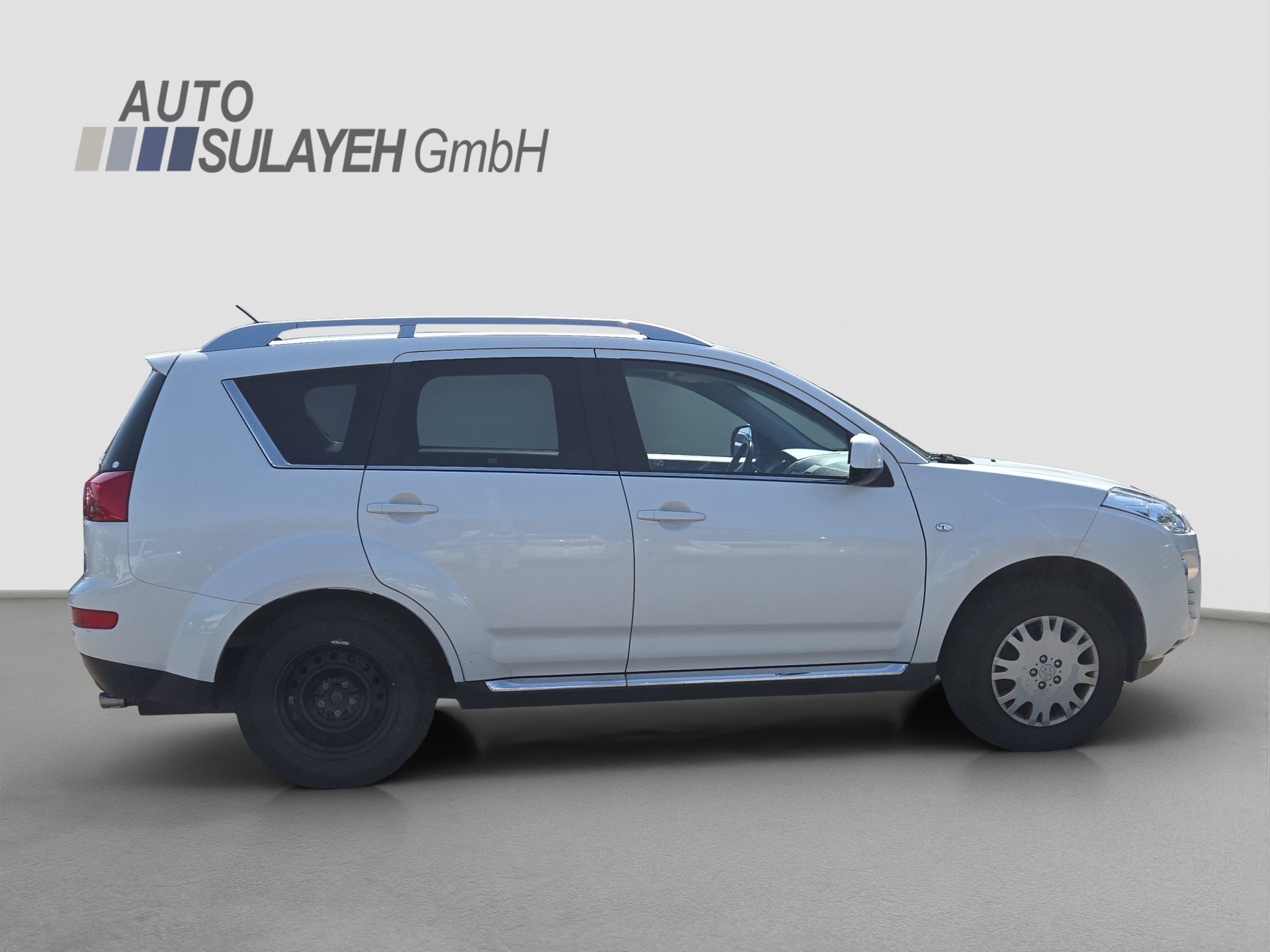 PEUGEOT 4007 2.2 HDi Platinum Edition DCS6-image-7