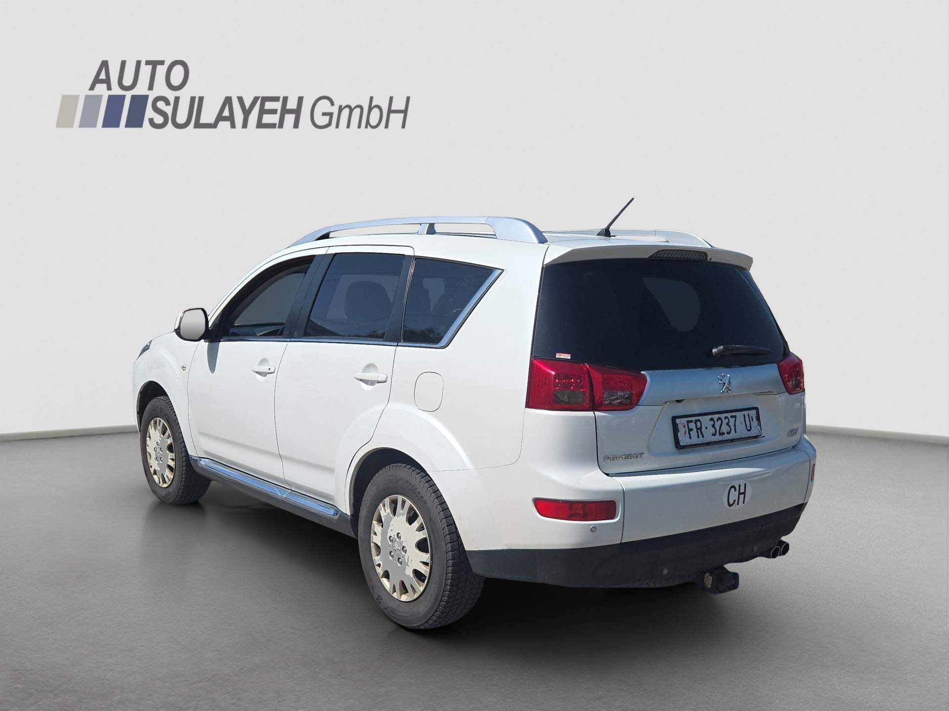 PEUGEOT 4007 2.2 HDi Platinum Edition DCS6-showroom-element-1