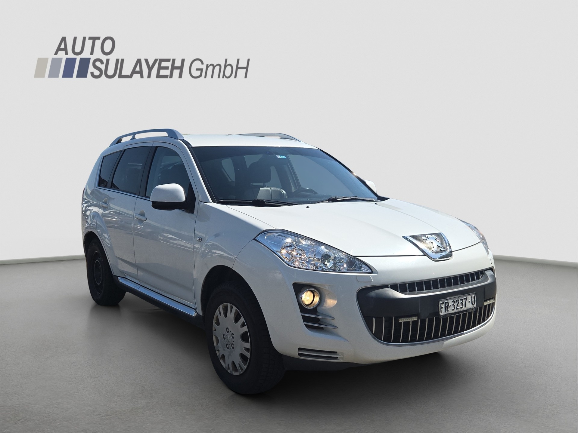 PEUGEOT 4007 2.2 HDi Platinum Edition DCS6-image-5