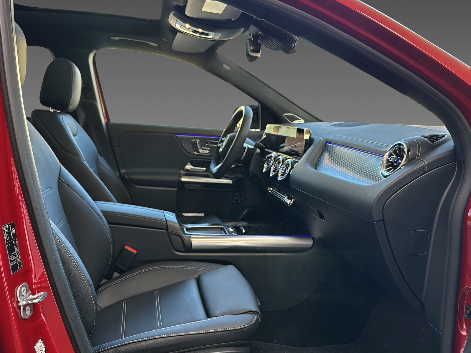MERCEDES-BENZ GLA 250 e EQ Star 8G-DCT-image-15