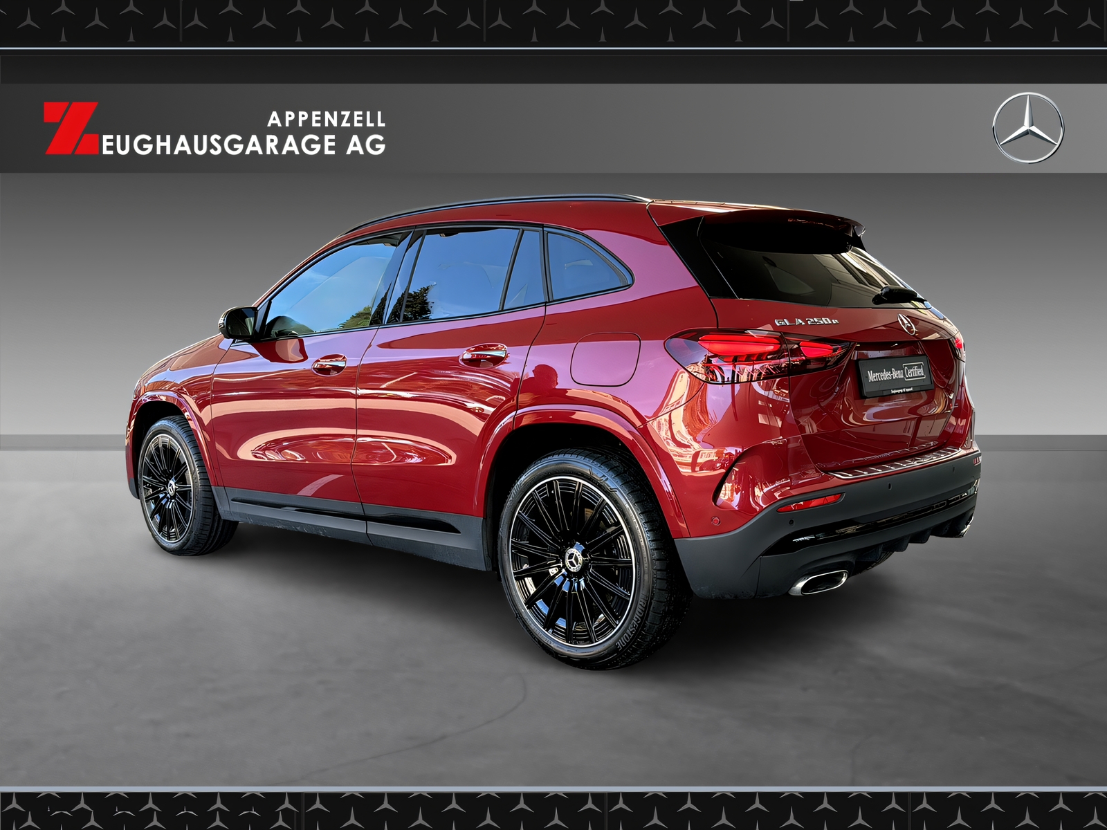MERCEDES-BENZ GLA 250 e EQ Star 8G-DCT-showroom-element-3