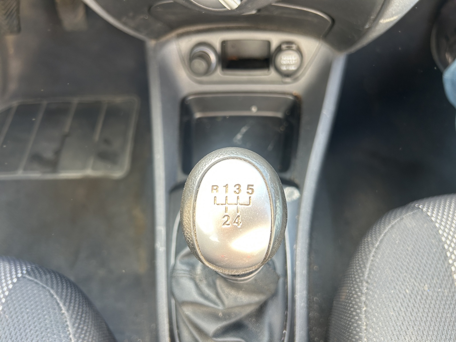 KIA Rio 1.4 16V Style-image-15