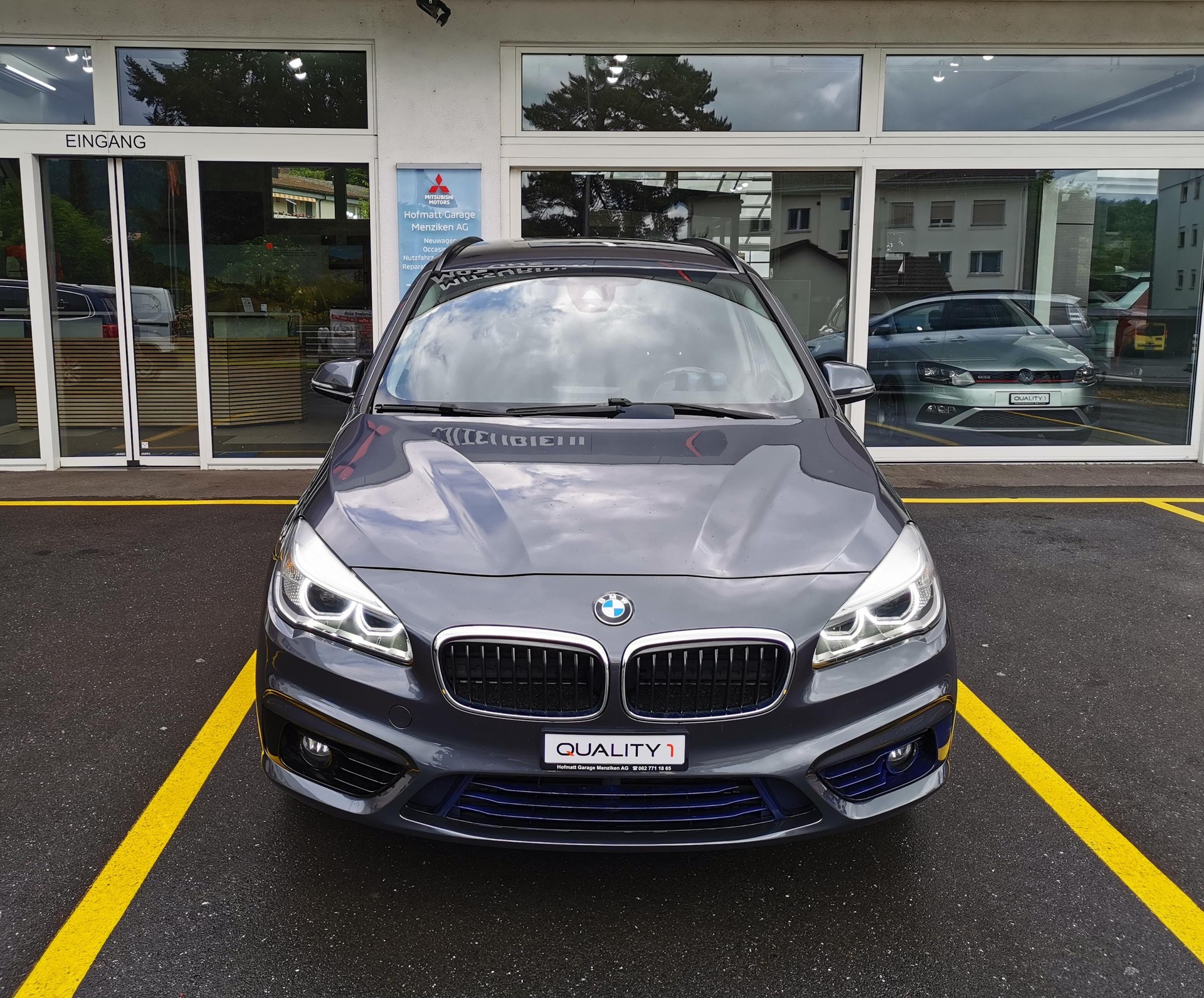 BMW 218d Gran Tourer-image-1
