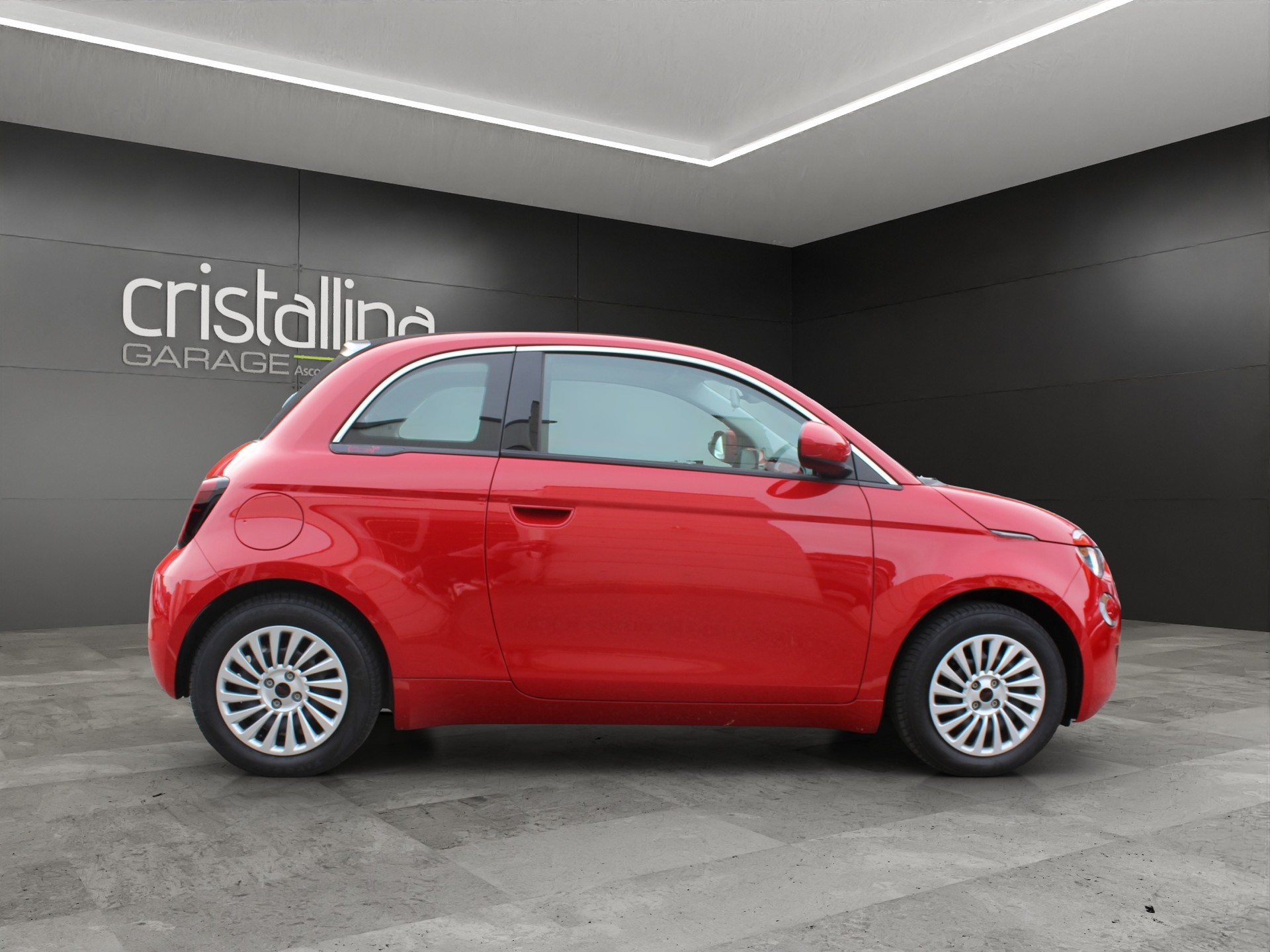 FIAT 500 Cabrio Red-image-4