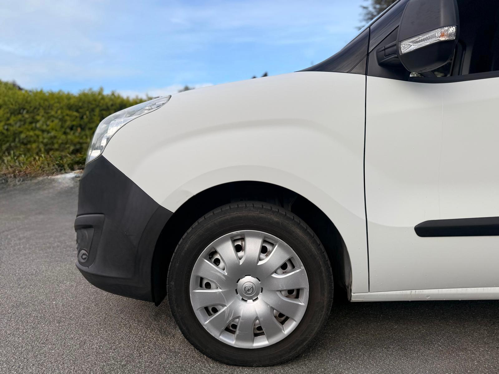 OPEL Combo 1.4i 2.2 L1H1-showroom-element-3