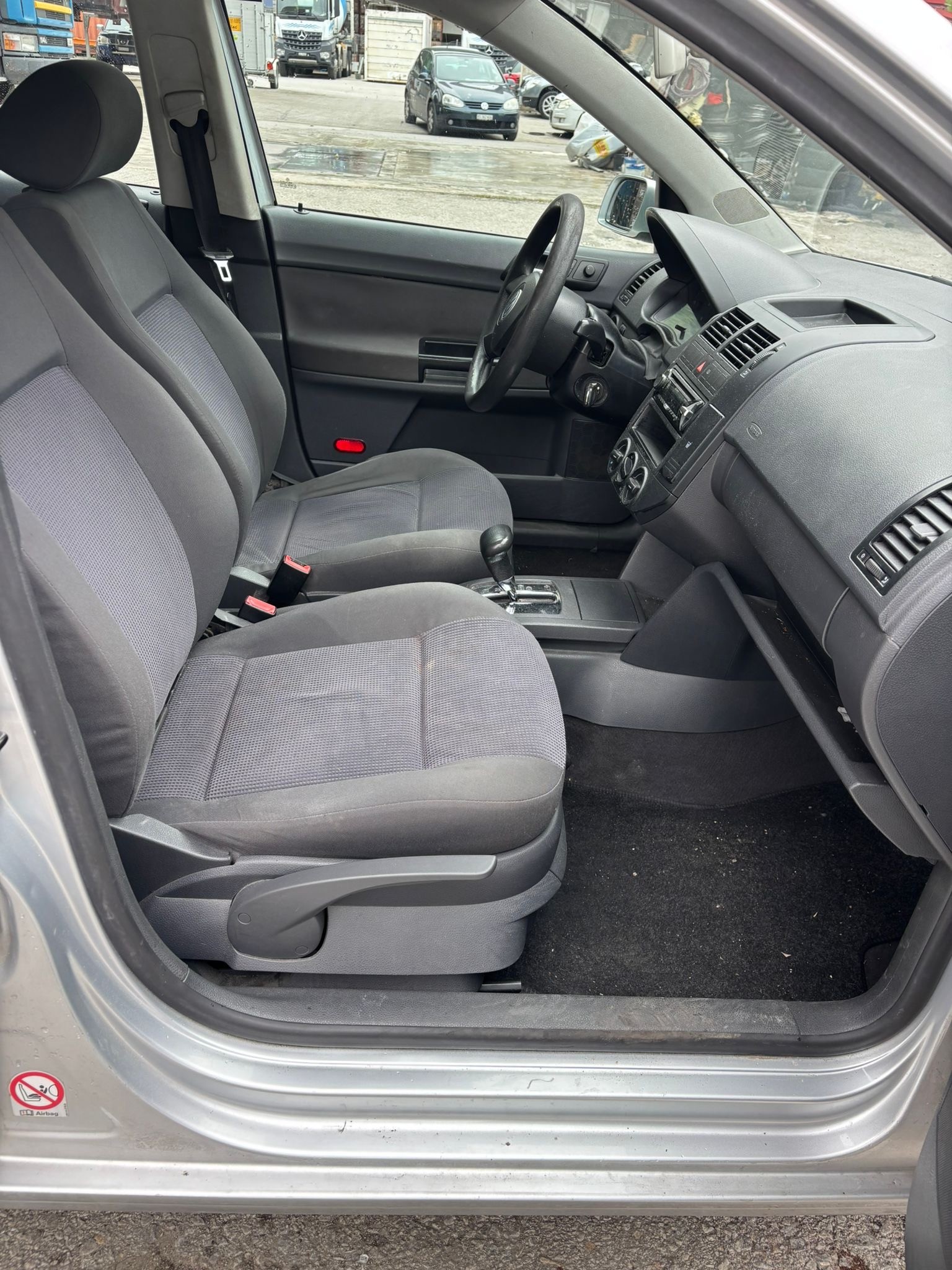VW Polo 1.4 16V Comfortline-image-10