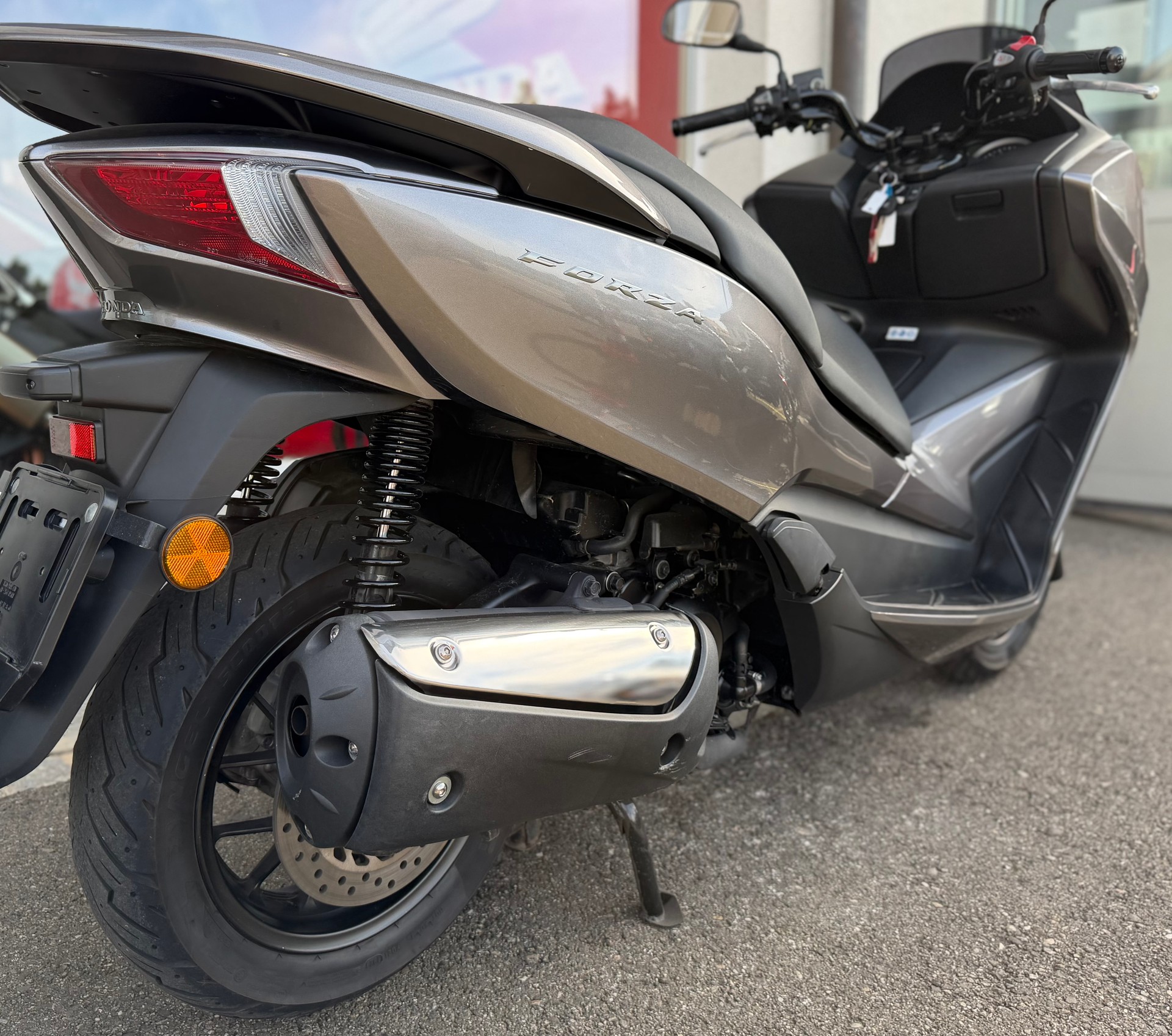 HONDA NSS 300 A ABS-image-7