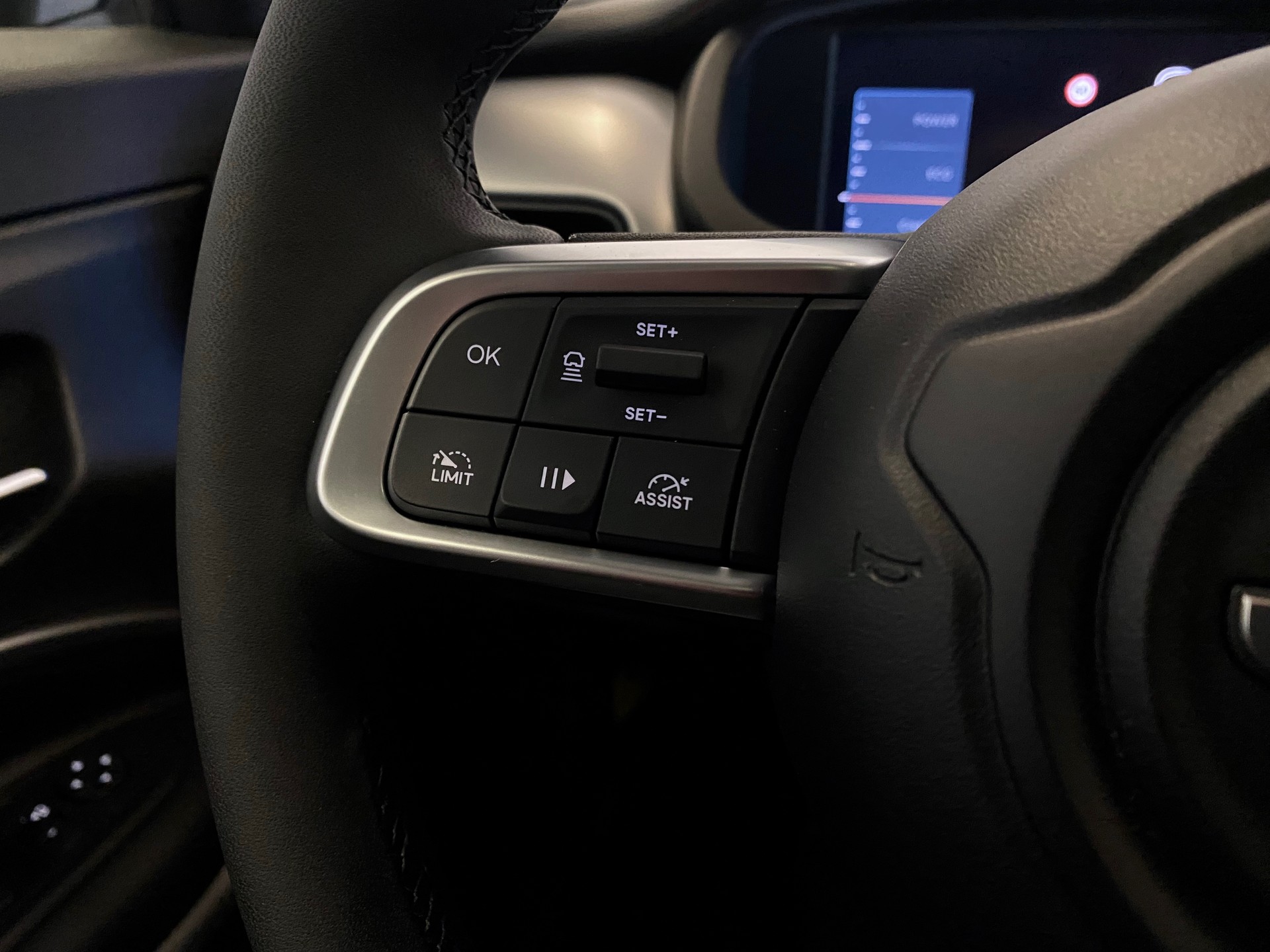 JEEP Avenger 1.2 Turbo*MildHybrid*Swiss*Summit*-image-15