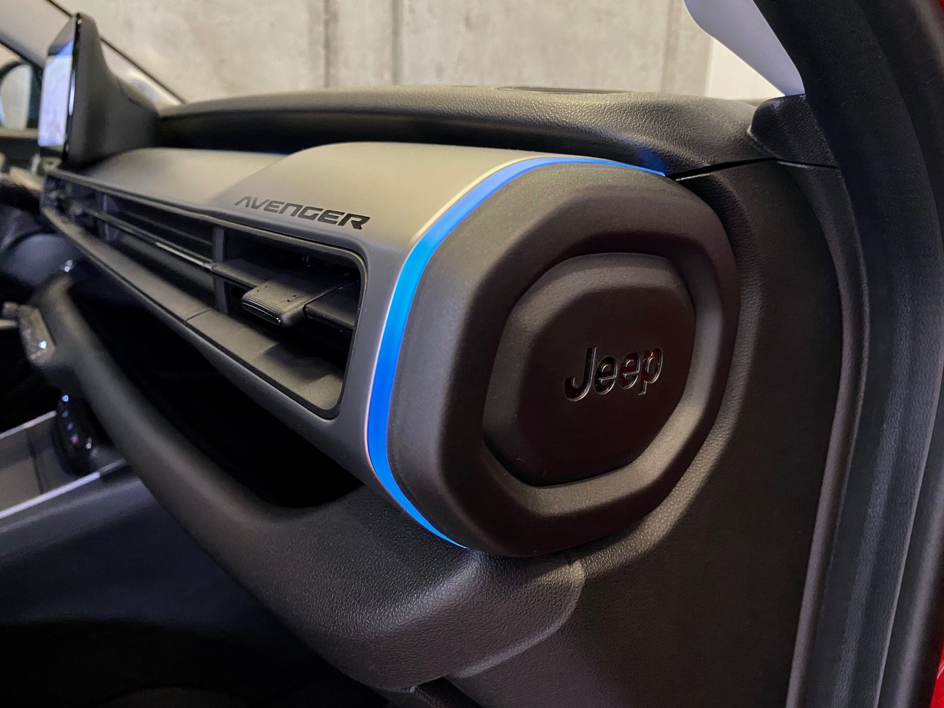 JEEP Avenger 1.2 Turbo*MildHybrid*Swiss*Summit*-image-10