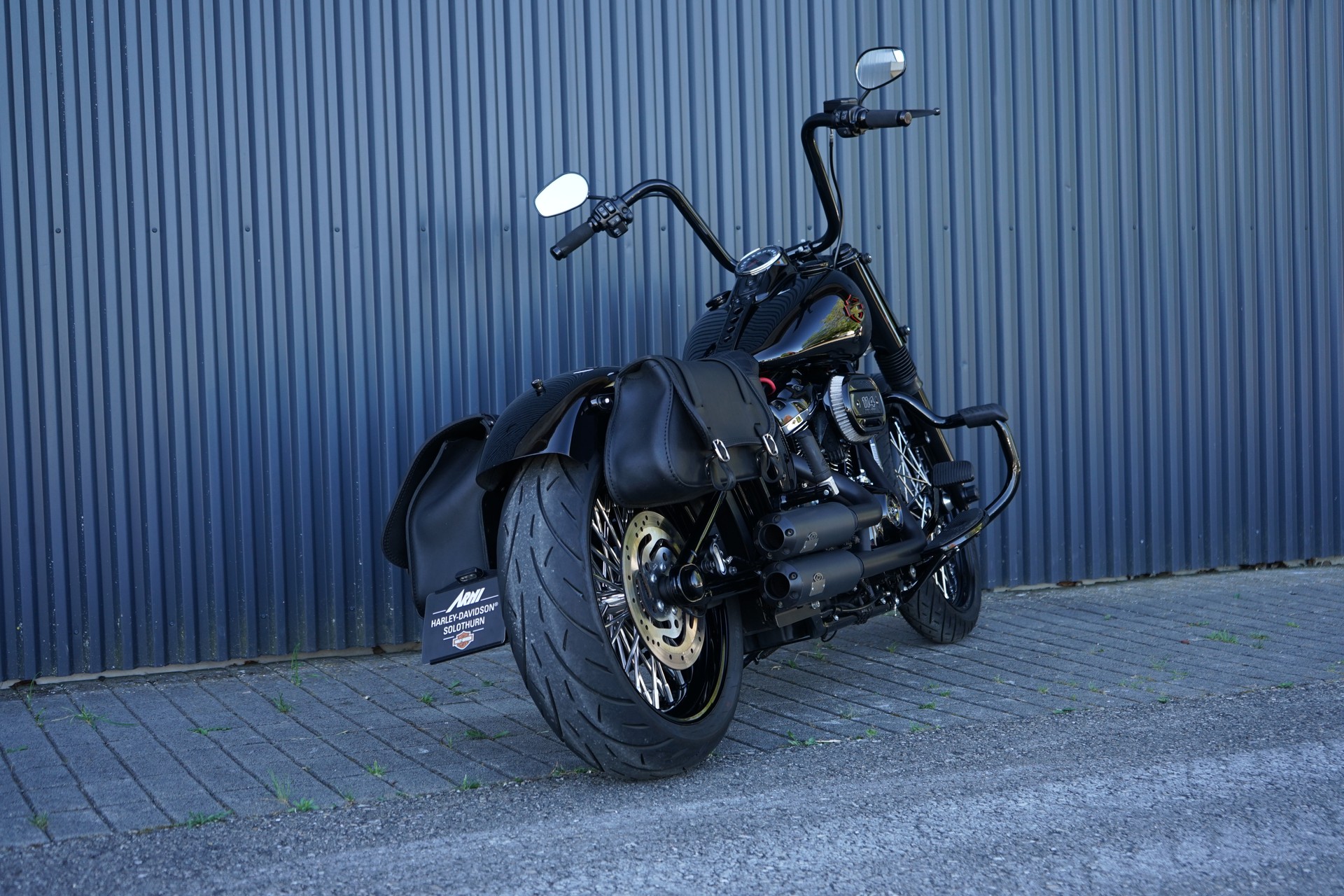 HARLEY-DAVIDSON FLHCS Heritage Classic 114 ABS-image-3