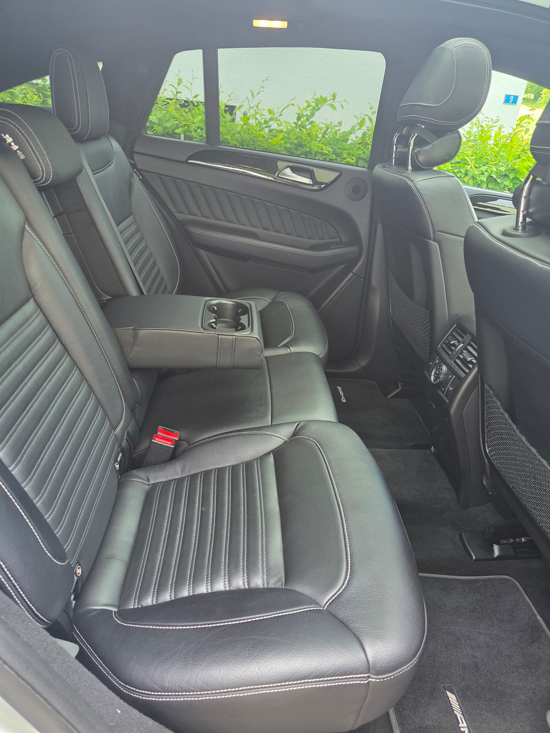 MERCEDES-BENZ GLE Coupé 400 4Matic 9G-Tronic-image-13