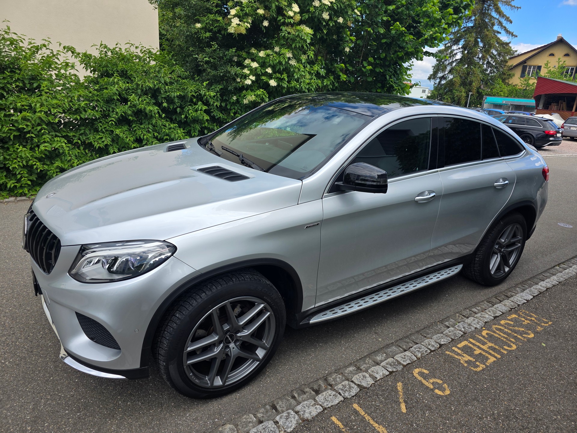 MERCEDES-BENZ GLE Coupé 400 4Matic 9G-Tronic-image-8