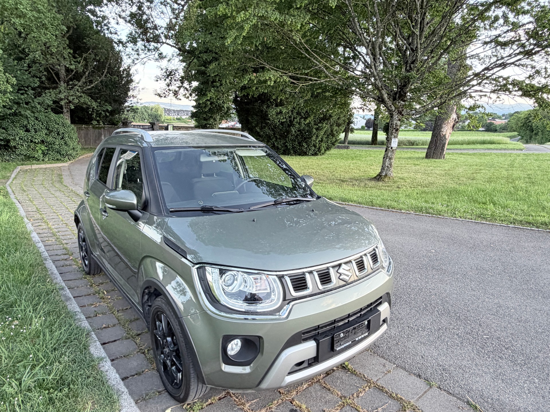 SUZUKI Ignis 1.2i Compact Top Hybrid CVT-image-2