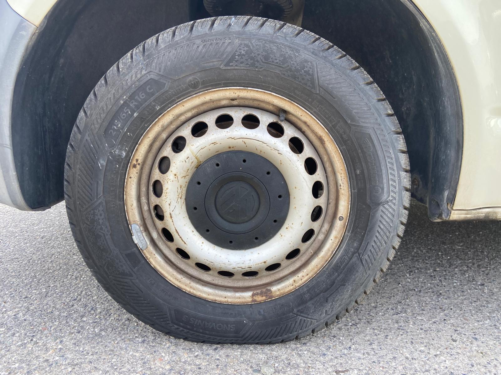 VW Transporter **Prix Fixe**-image-14