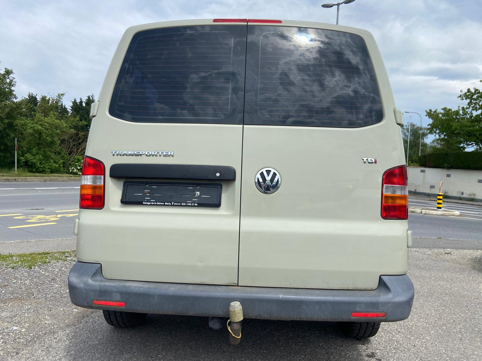 VW Transporter **Prix Fixe**-image-4