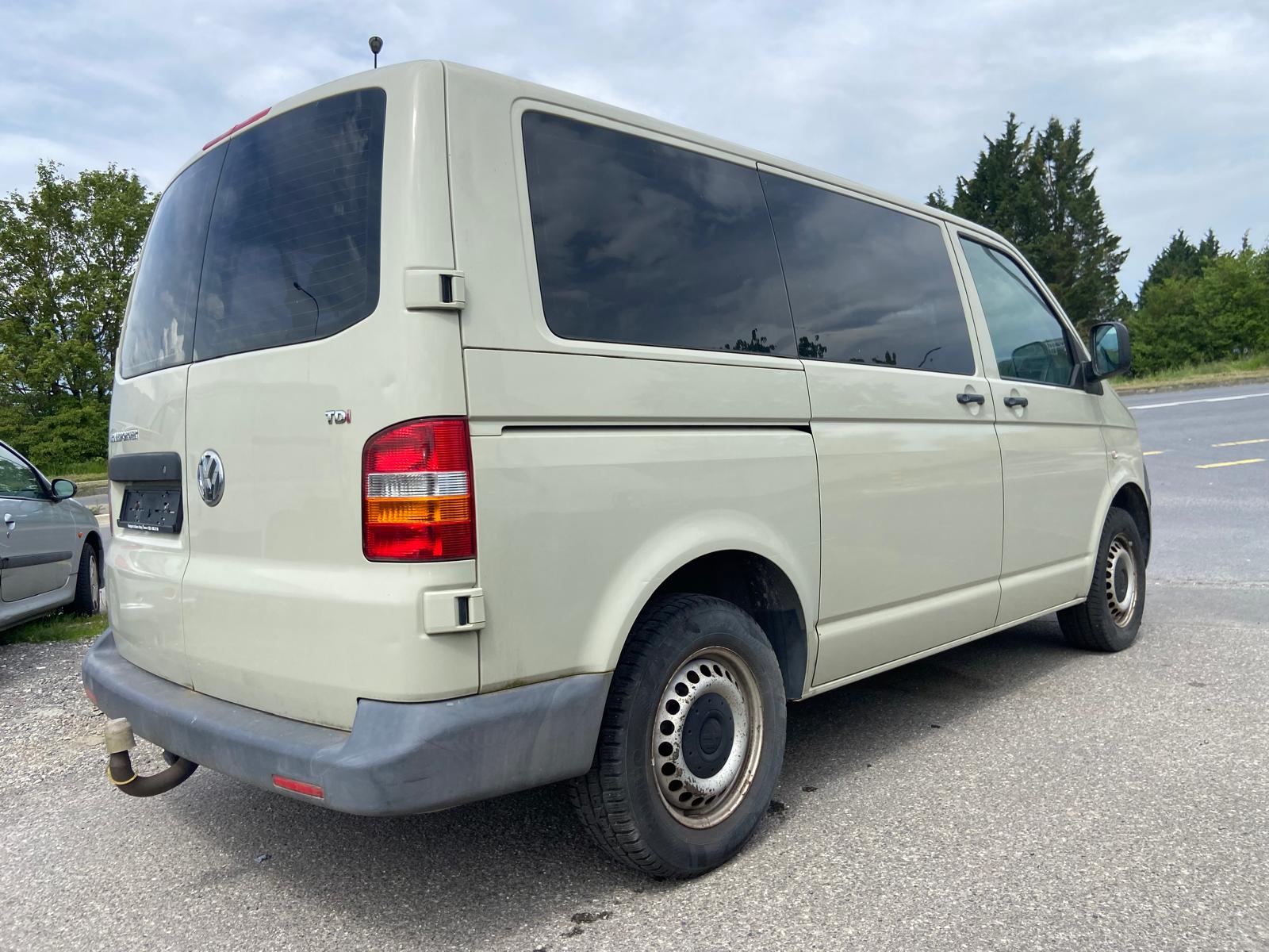 VW Transporter **Prix Fixe**-image-5