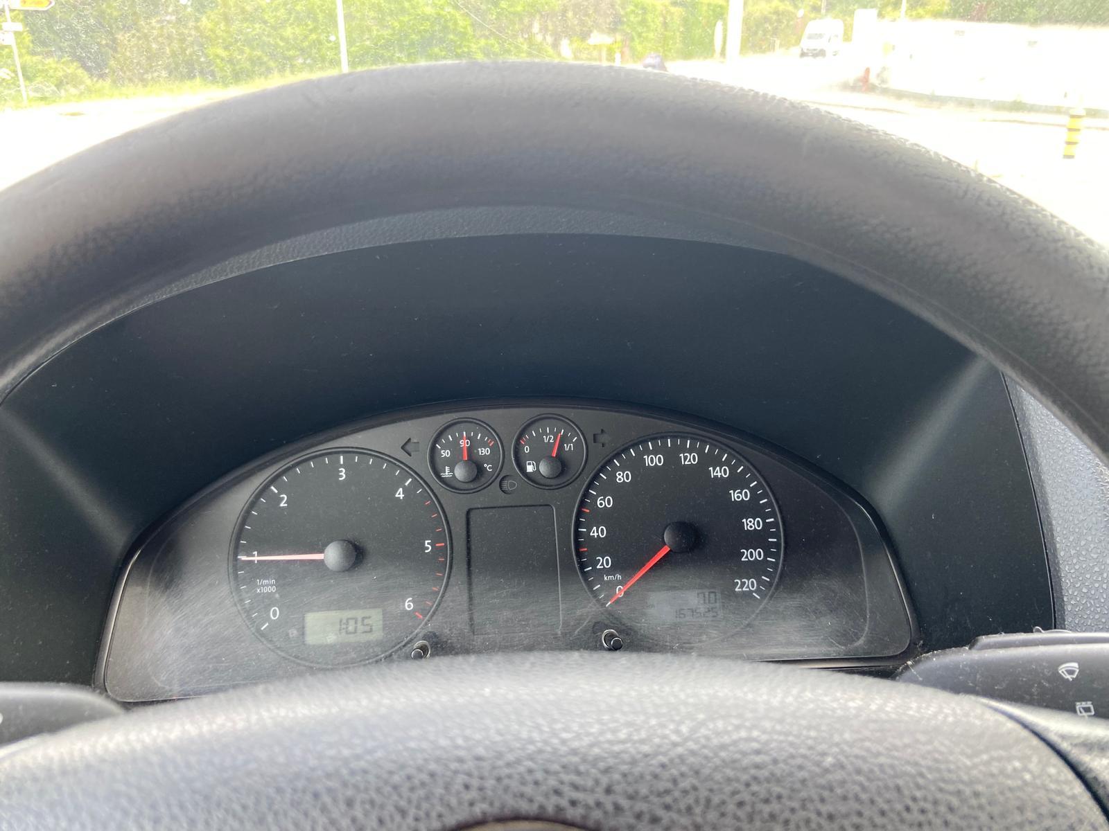 VW Transporter **Prix Fixe**-image-7