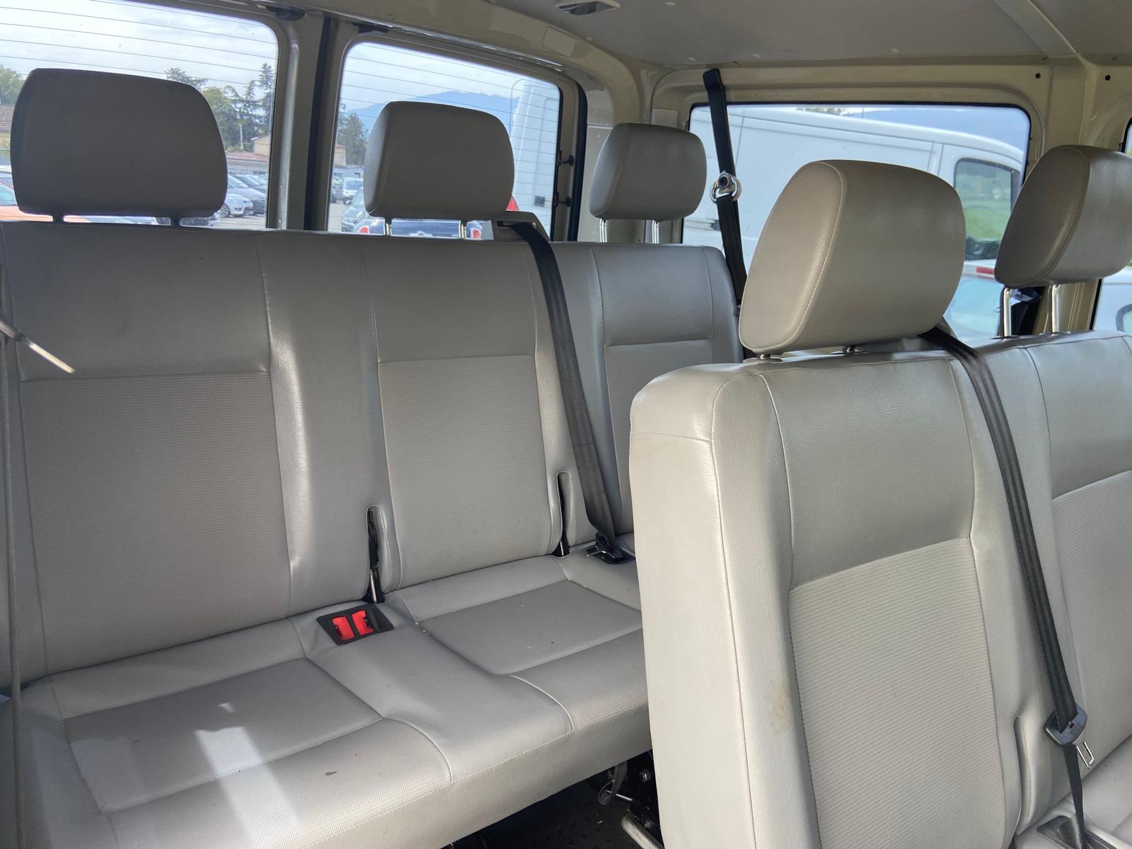 VW Transporter **Prix Fixe**-image-13