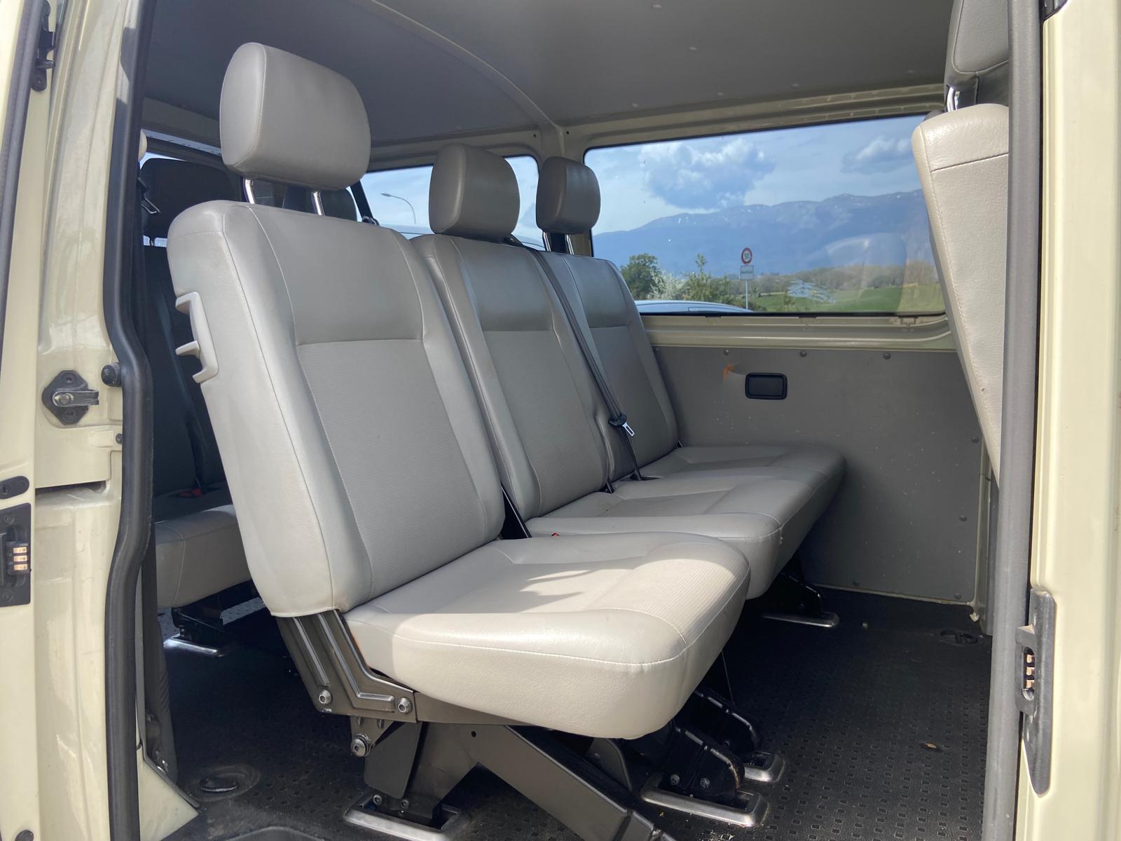 VW Transporter **Prix Fixe**-image-12