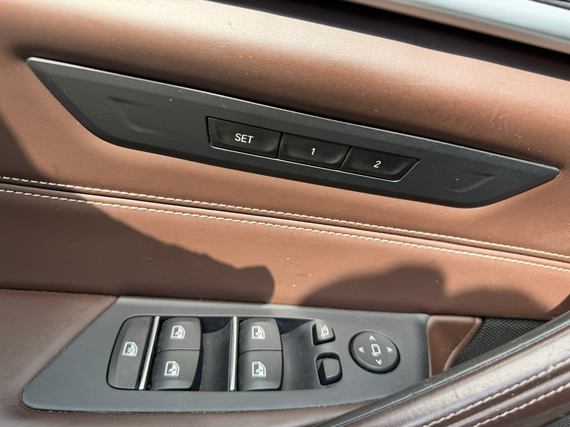 BMW 530d xDrive Touring Luxury Line Steptronic-image-14