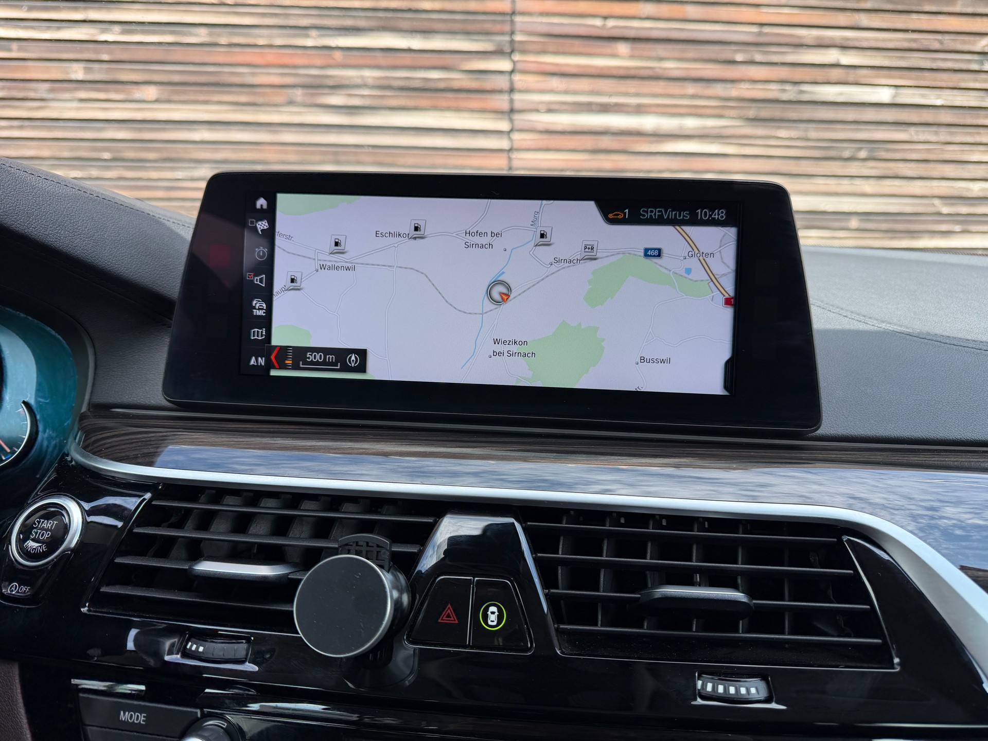 BMW 530d xDrive Touring Luxury Line Steptronic-image-9